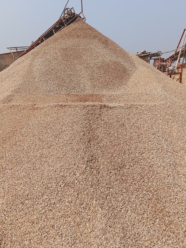 হাফ ইঞ্চি পাথর