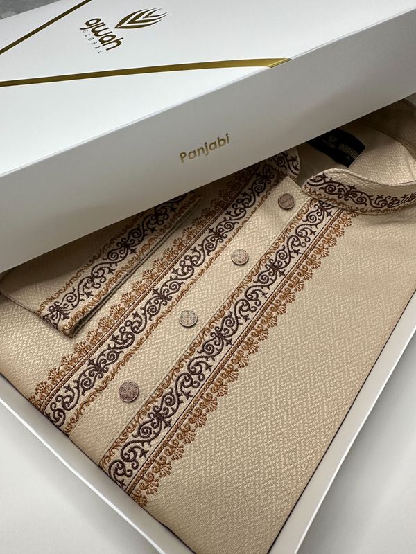 Beige Crown Majesty Panjab -A3M137