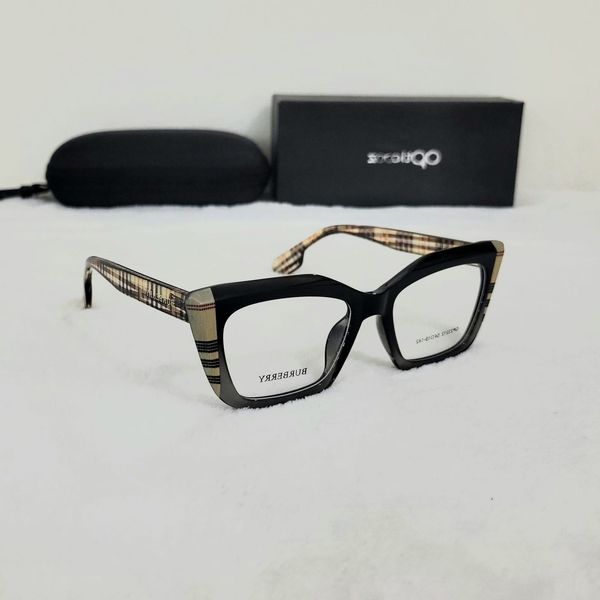 Premium Square Frame – Burberry Style