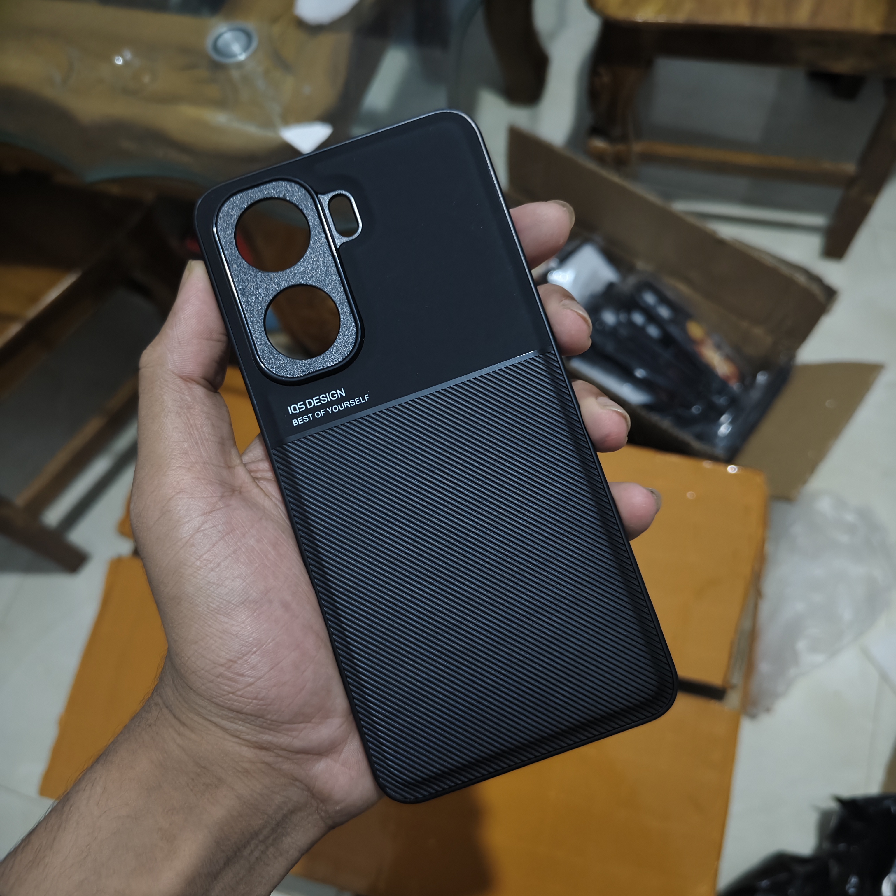 iQOO Neo11 Luxury and Elegant Style Textured Cover_img_0