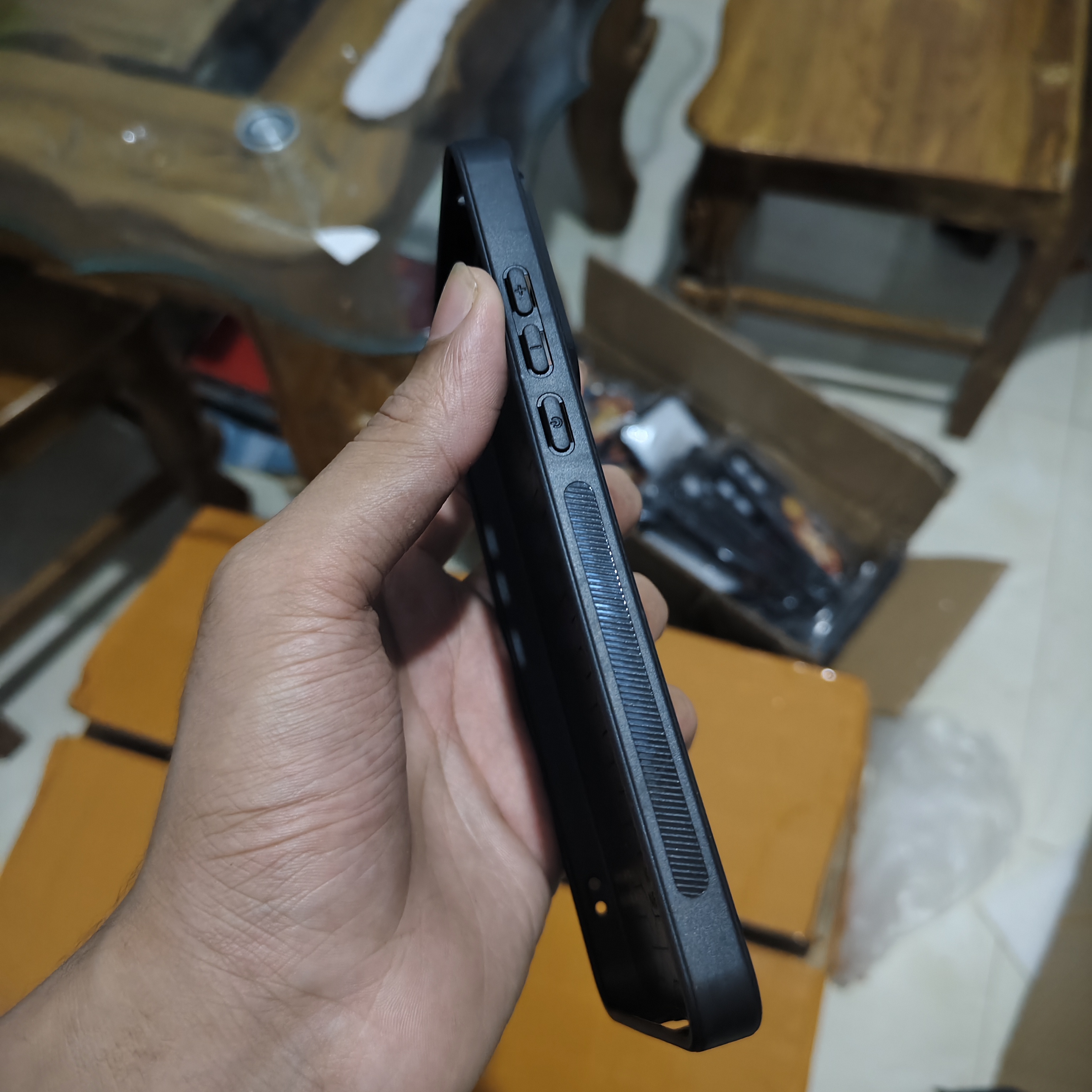 iQOO Neo11 Luxury and Elegant Style Textured Cover_img_1