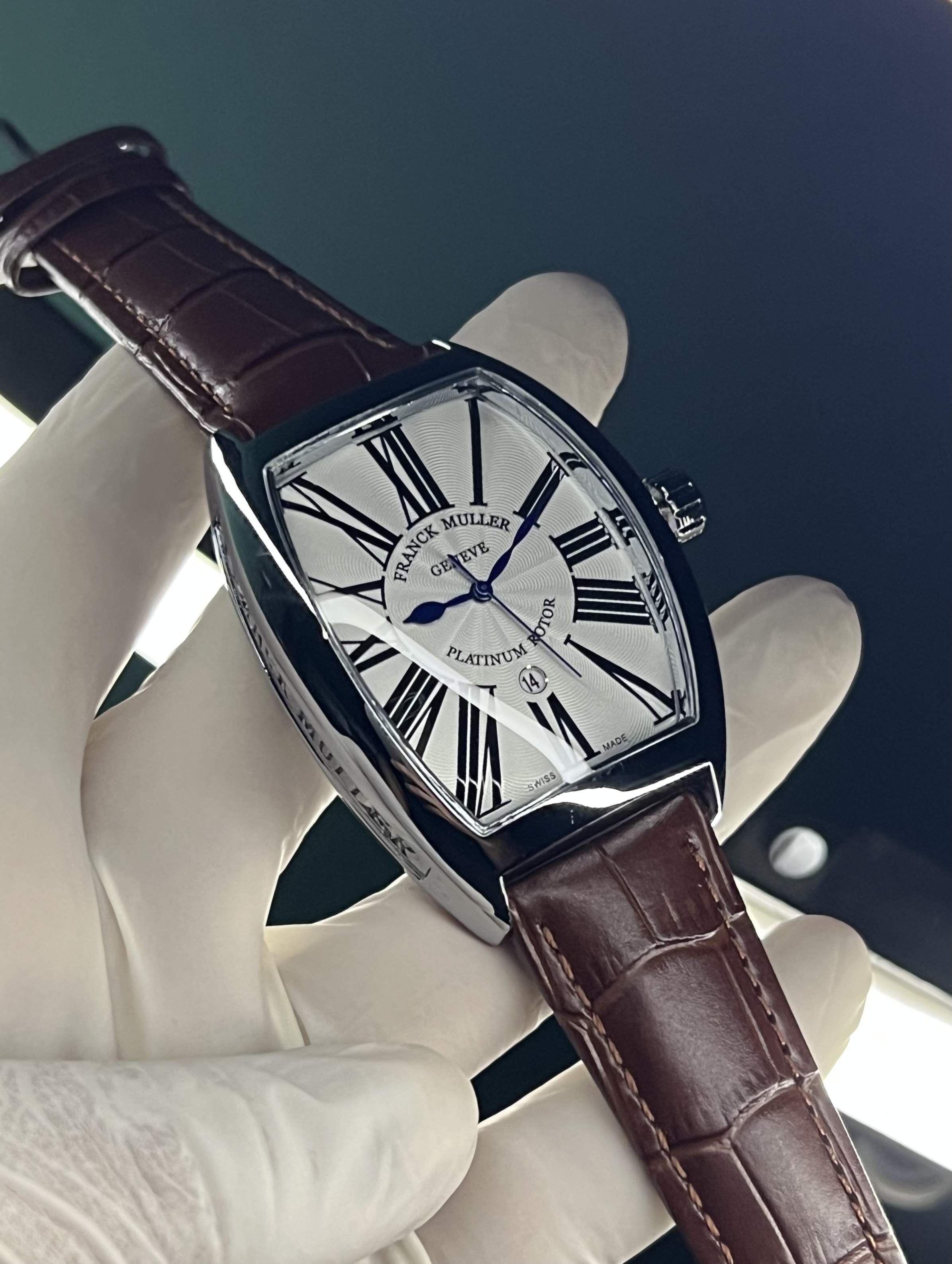 Franck Muller Cintree Curvex 6850 | Mens Watch | White Dial and Silver Body