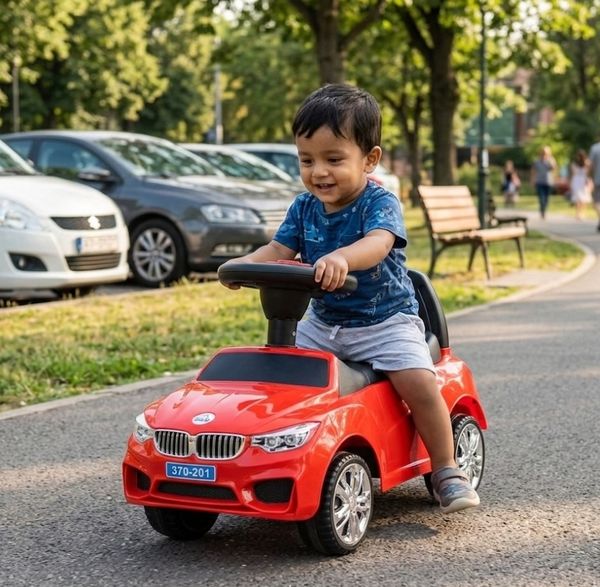 BMW প্রিমিয়াম কিডস রাইড -পুশ কার।