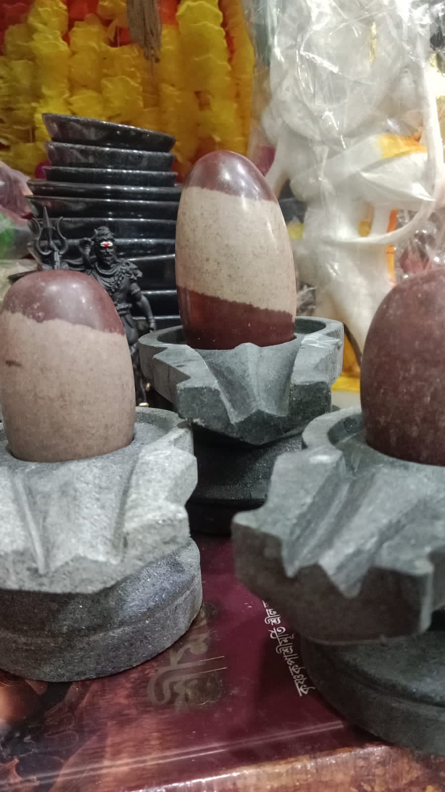 পাথরের গৌরীপিটসহ নর্মদেশ্বর - Image 4