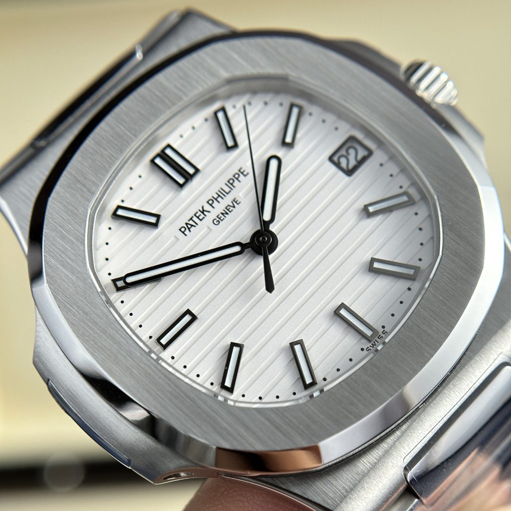 Patek Philippe Nautilus Automatic (White Dial)– AAA Grade_img_0