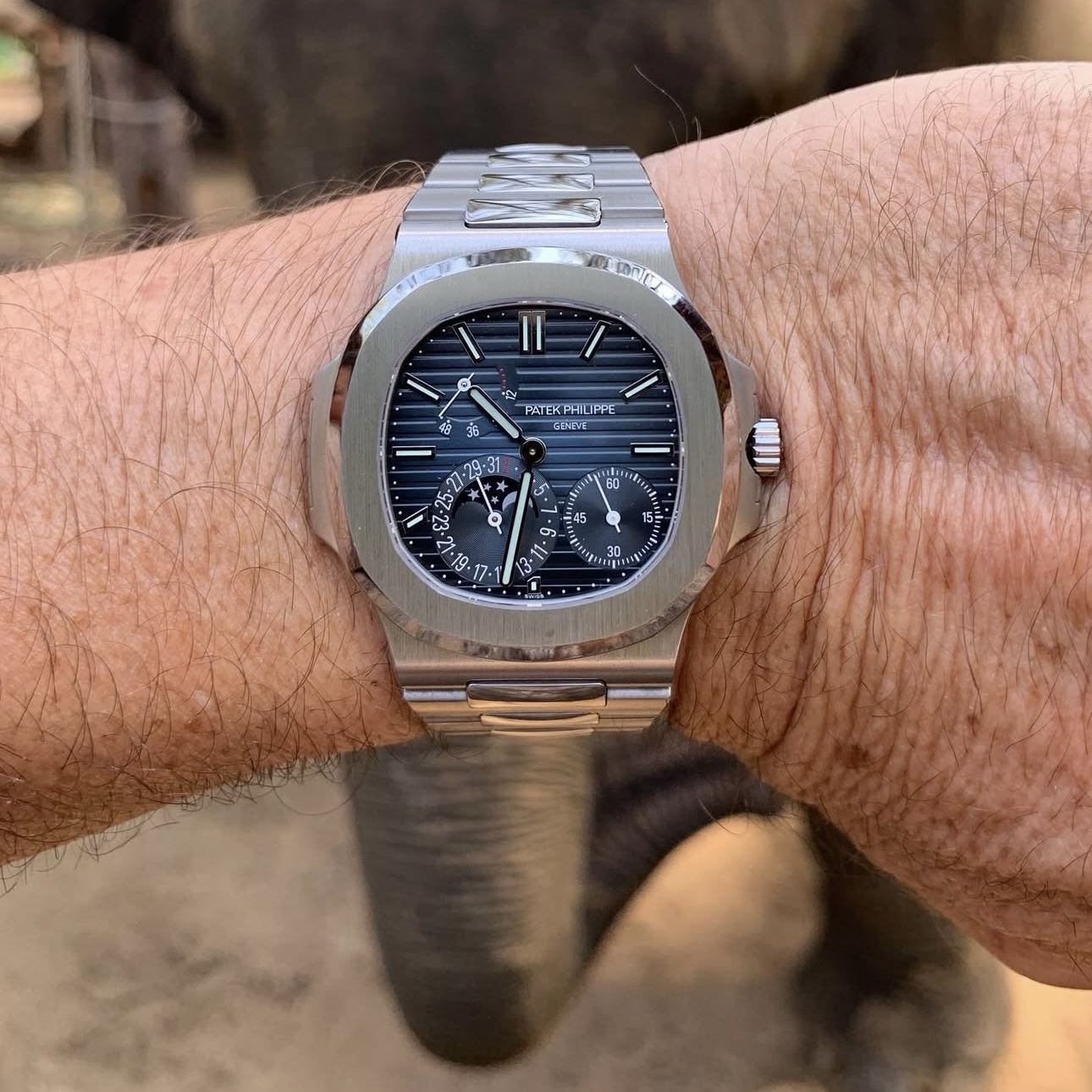 Patek Philippe Nautilus Moon Phase – Mastercopy Watch_img_1