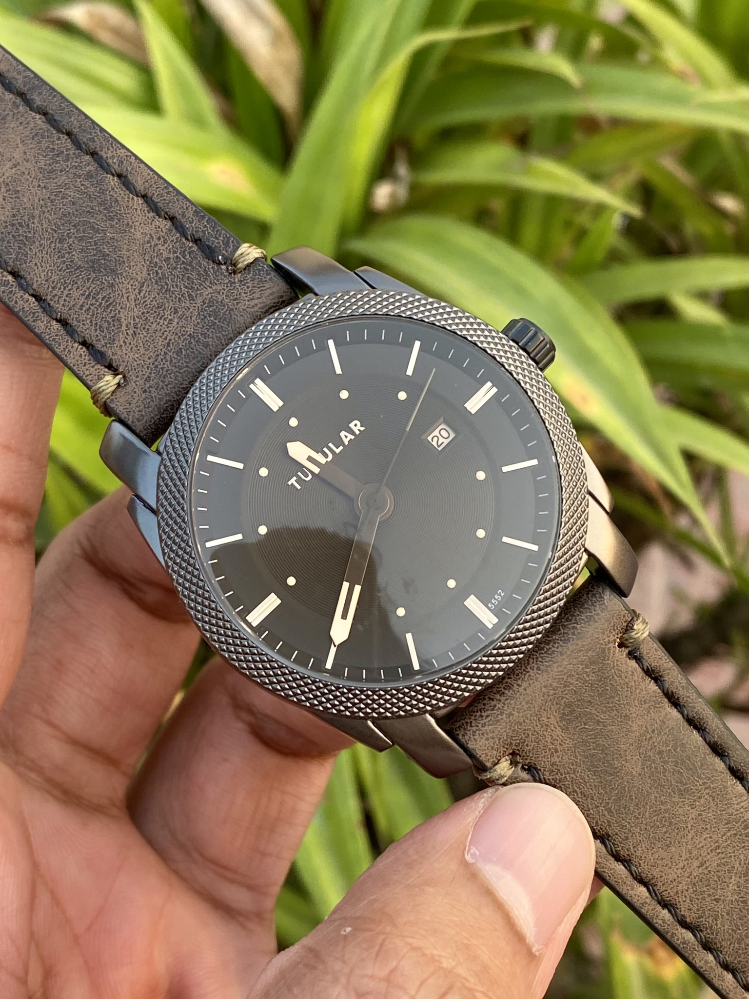 Tubular Analog Date Men’s Watch_img_0