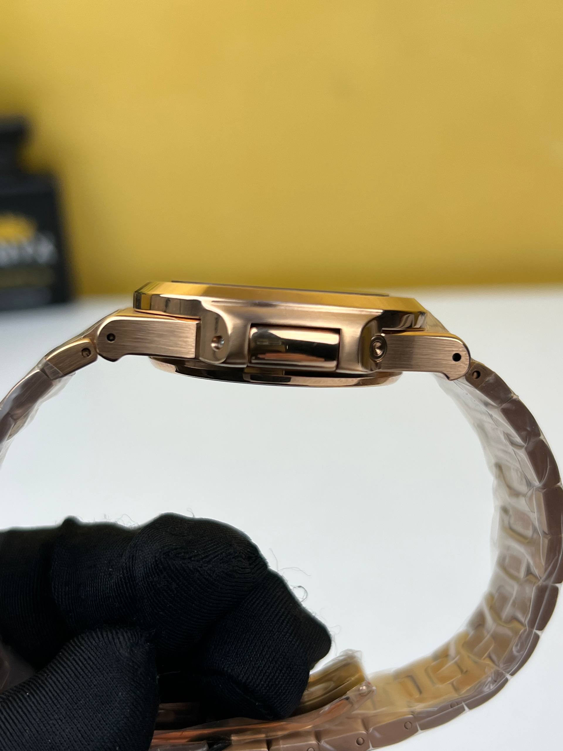 Patek Philippe Nautilus Moon Phase – Mastercopy Watch_img_3