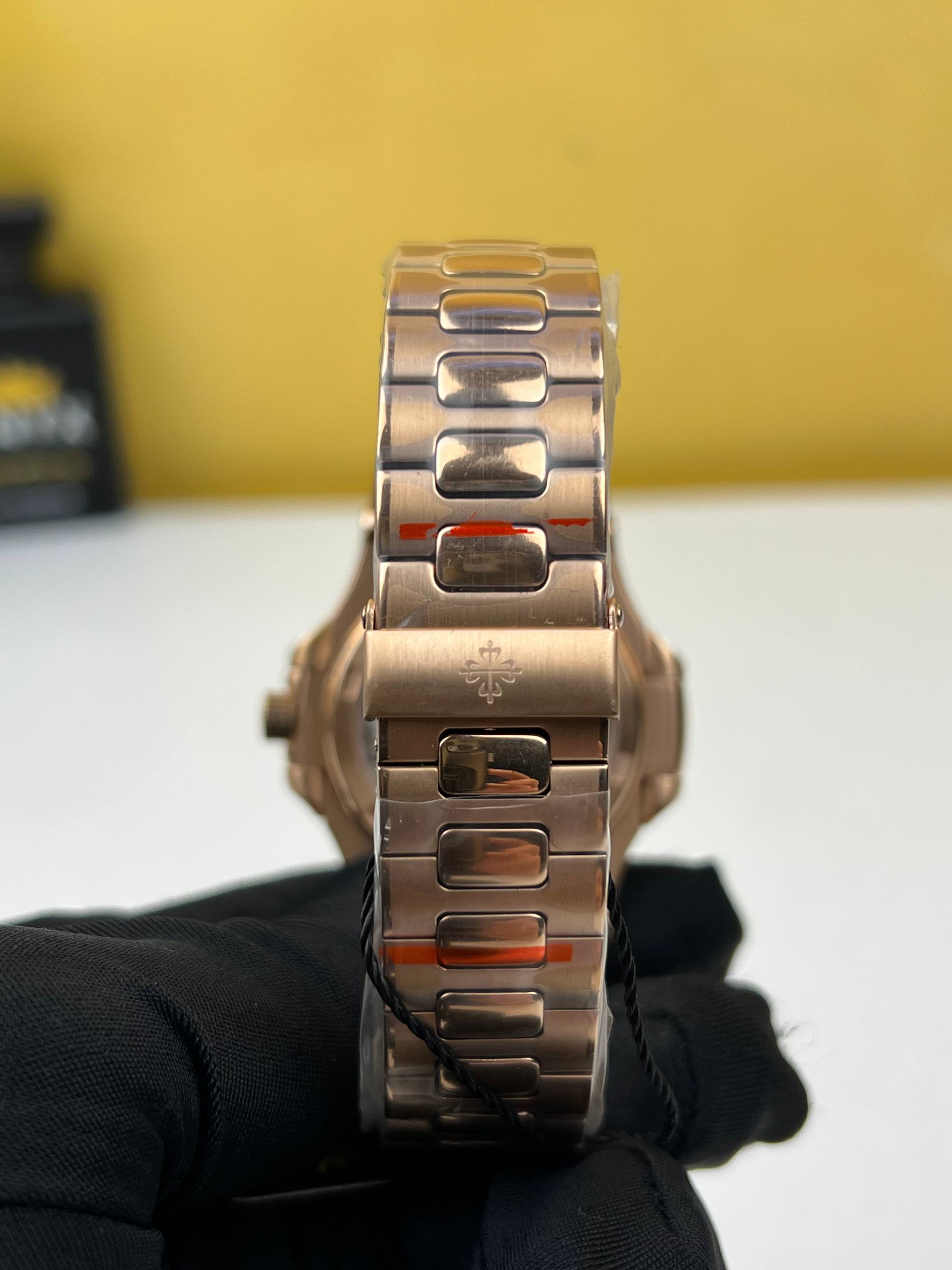 Patek Philippe Nautilus Moon Phase – Mastercopy Watch_img_2