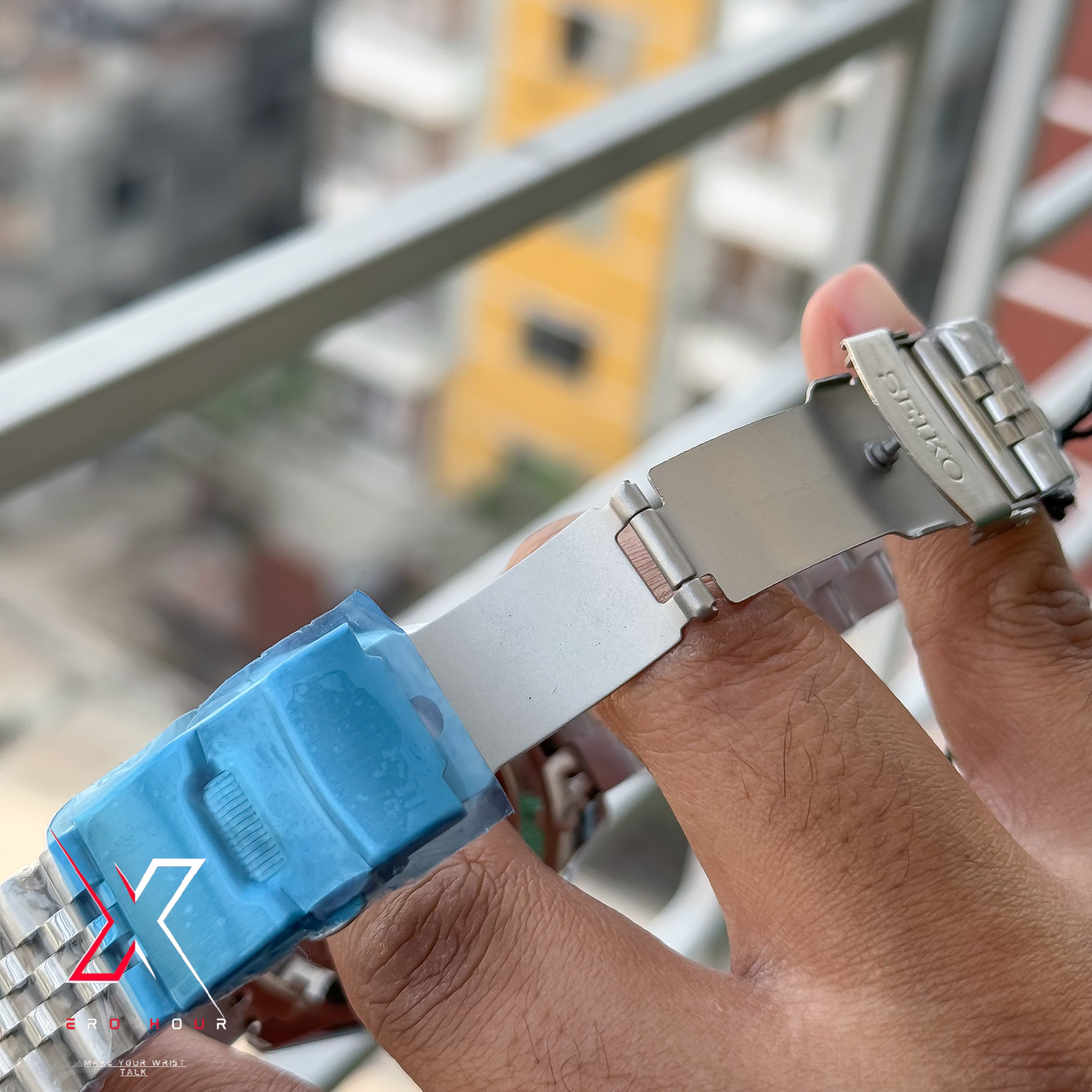 SEIKO GMT Master | Jubilee Chain | Automatic | Semi AAA Grade | Red Dial_img_2