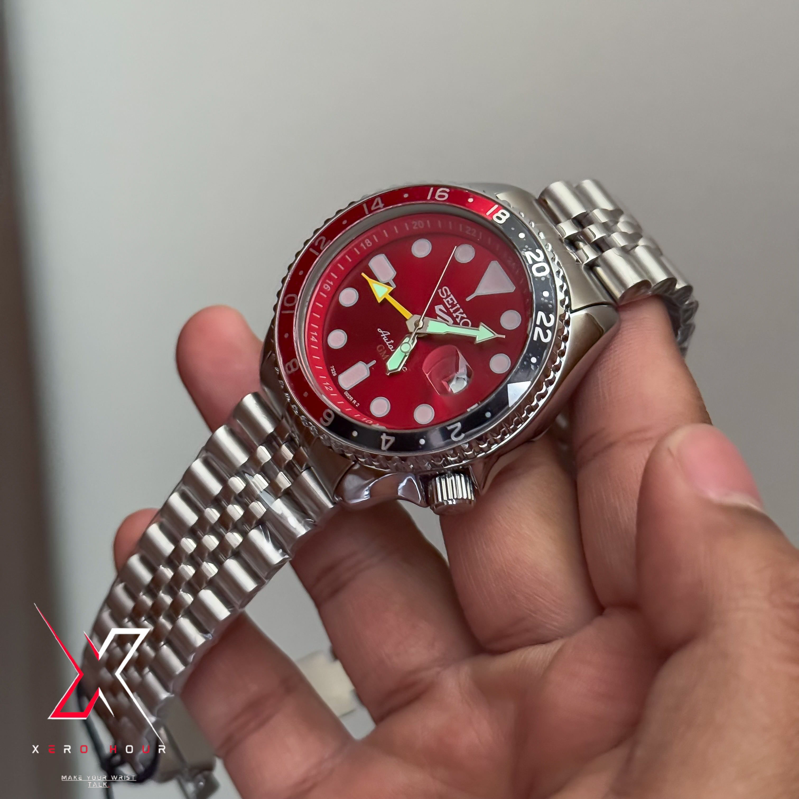 SEIKO GMT Master | Jubilee Chain | Automatic | Semi AAA Grade | Red Dial_img_3