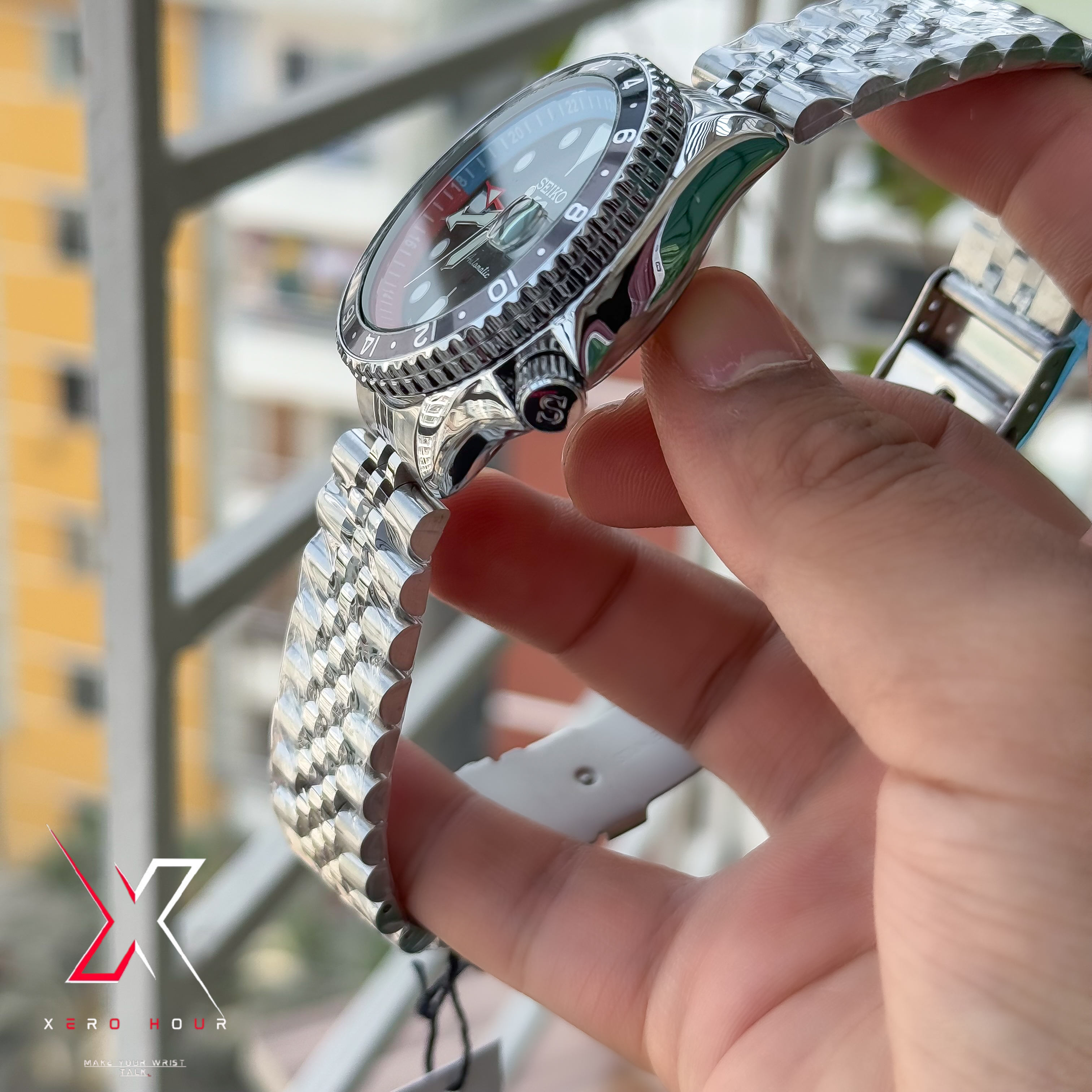 SEIKO GMT Master | Jubilee Chain | Automatic | Semi AAA Grade | Blue to red accent_img_3