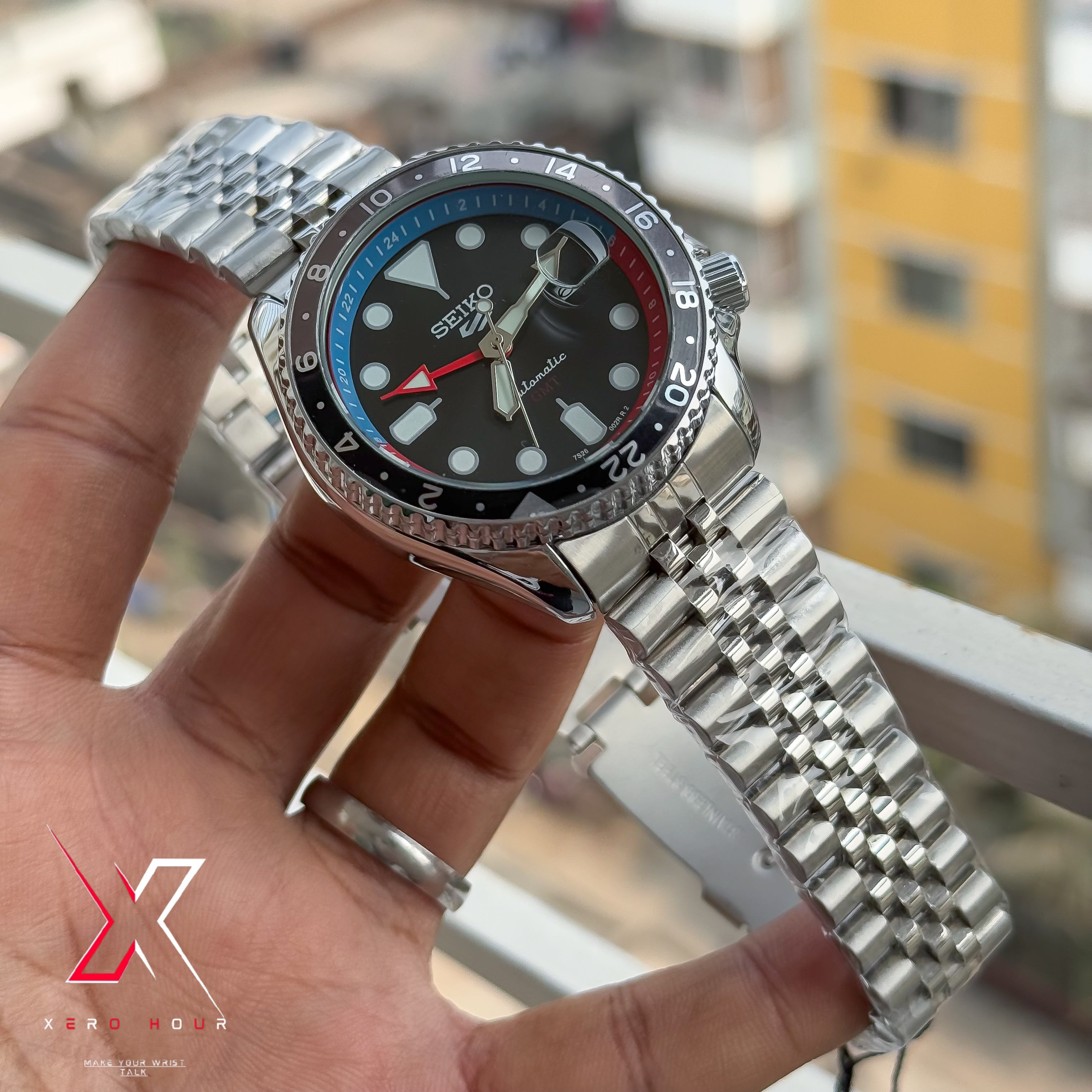 SEIKO GMT Master | Jubilee Chain | Automatic | Semi AAA Grade | Blue to red accent_img_7