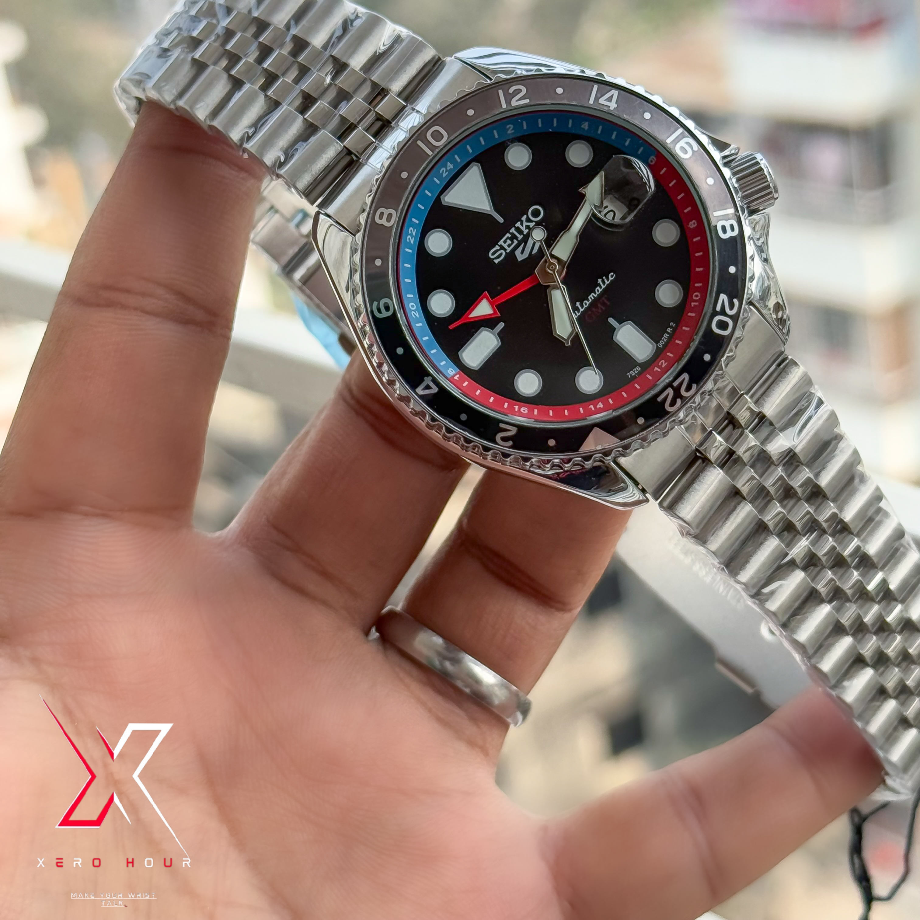 SEIKO GMT Master | Jubilee Chain | Automatic | Semi AAA Grade | Blue to red accent_img_8