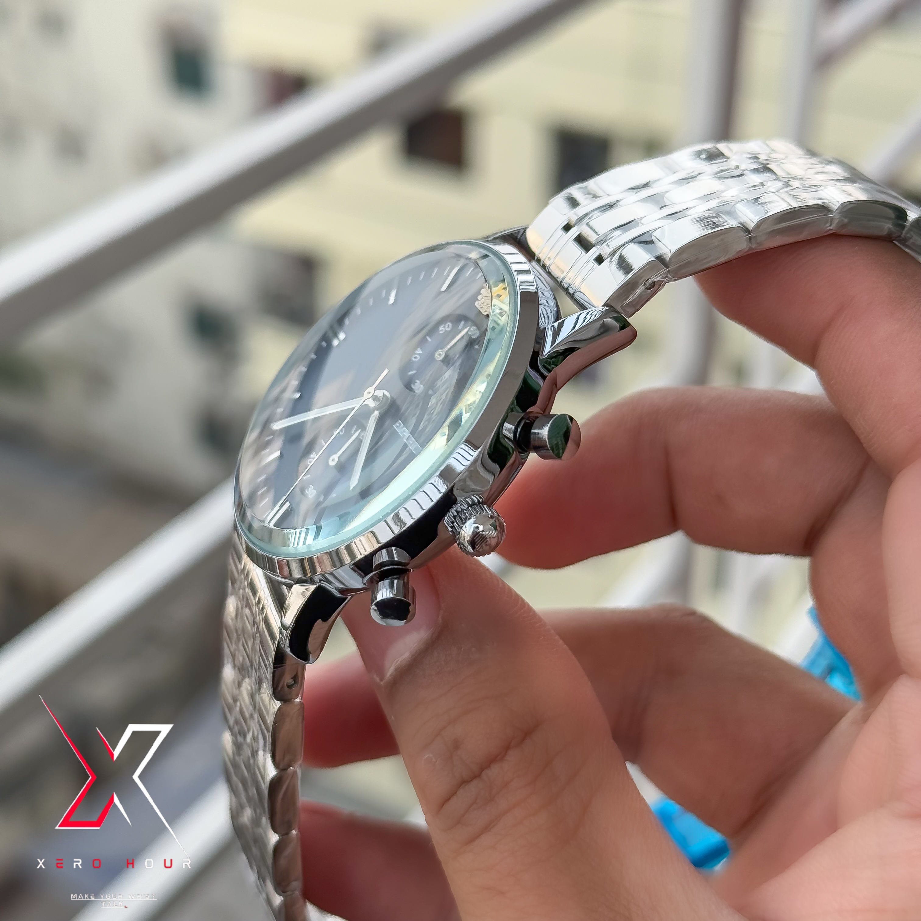 Emporio Armani Plain Chronograph | Date Just | Blue Dial | Round glass_img_2