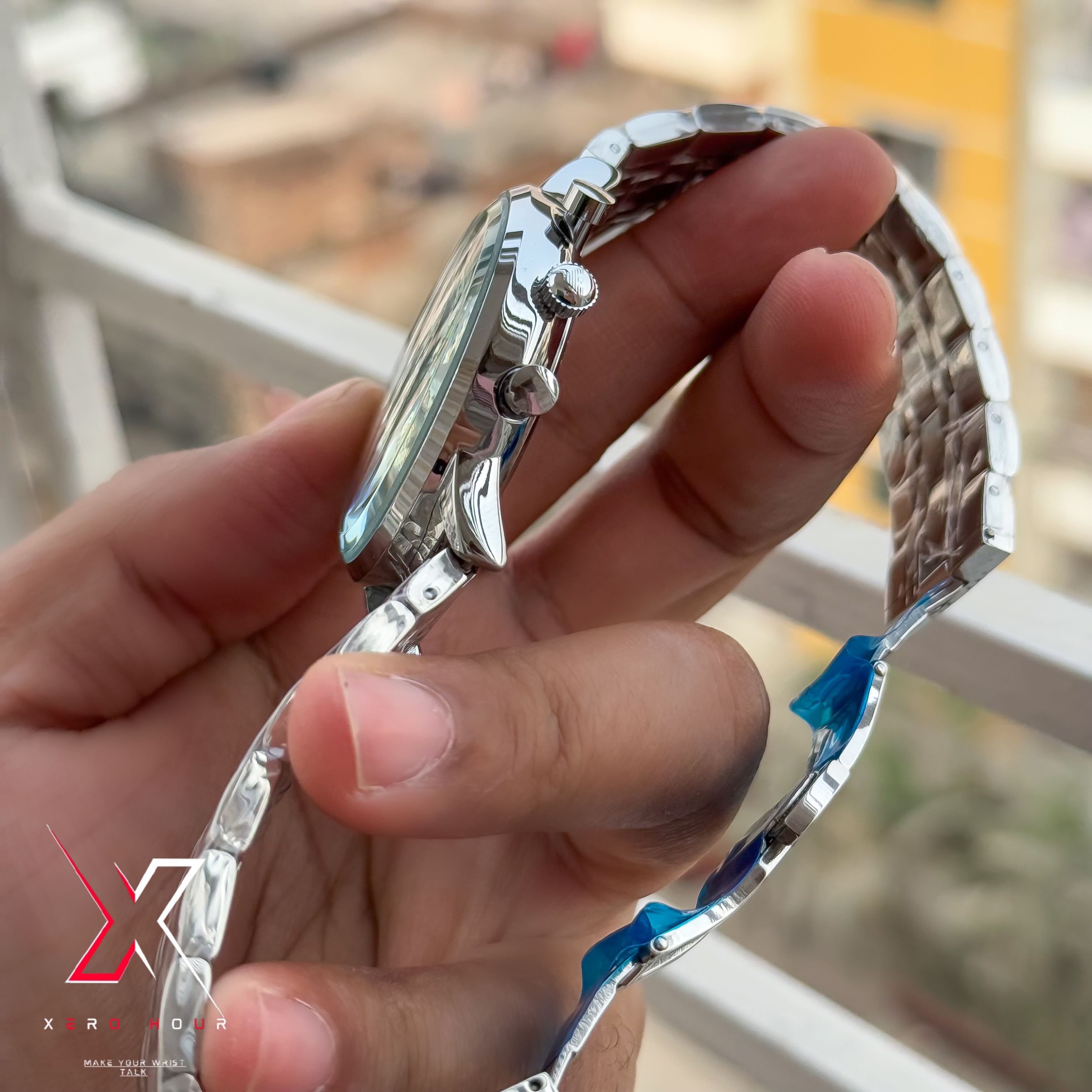 Emporio Armani Plain Chronograph | Date Just | Blue Dial | Round glass_img_3