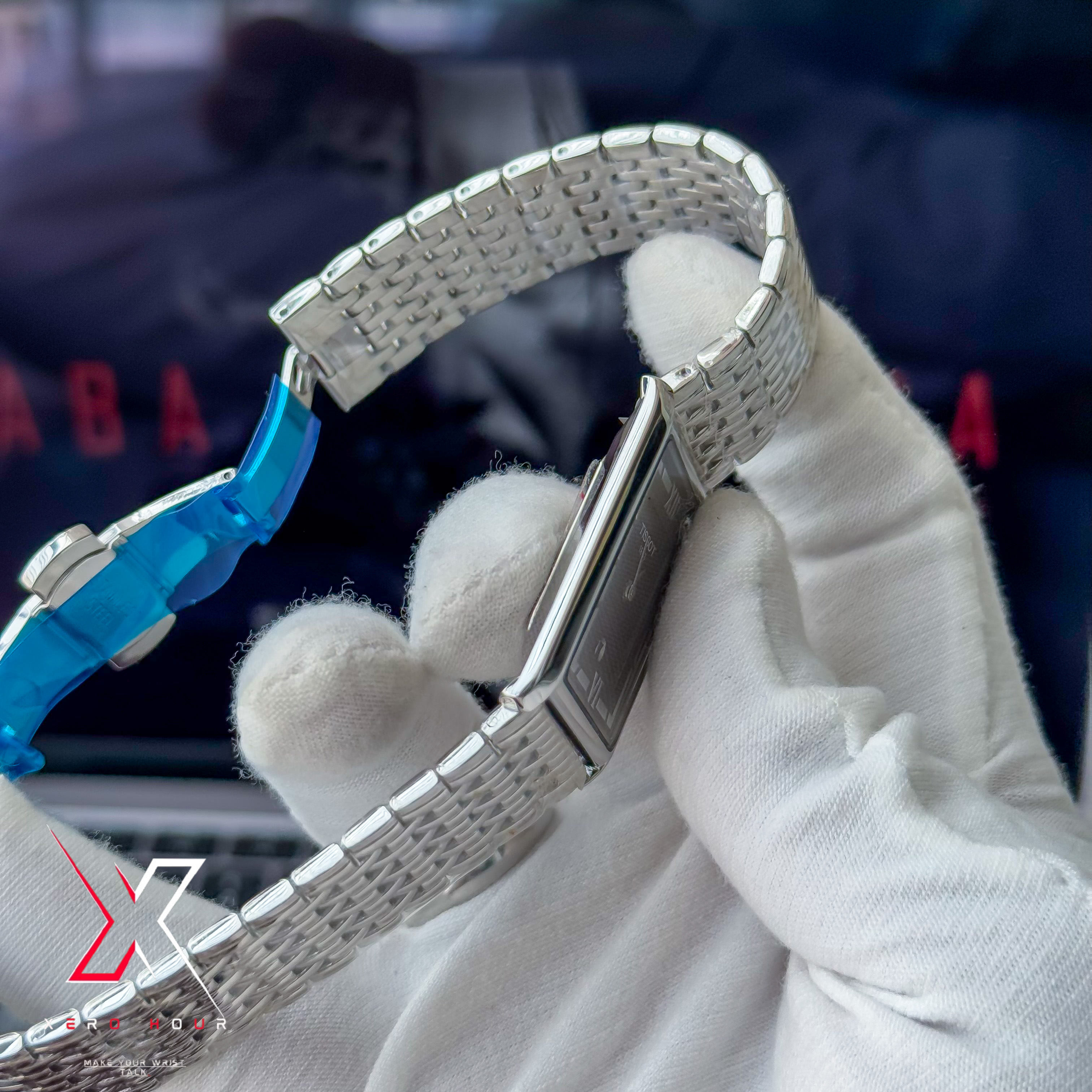 Tissot OLD MONEY STYLE | Super Slim Date Just | Chain SS | Single Tone Black dial_img_2