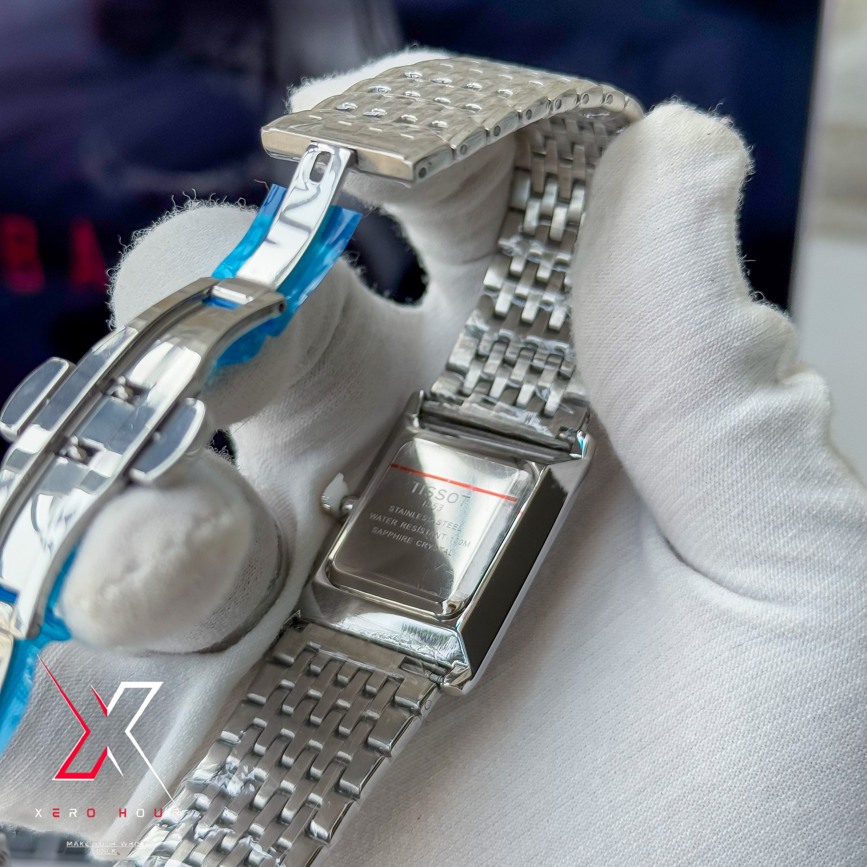 Tissot OLD MONEY STYLE | Super Slim Date Just | Chain SS | Single Tone Black dial_img_4