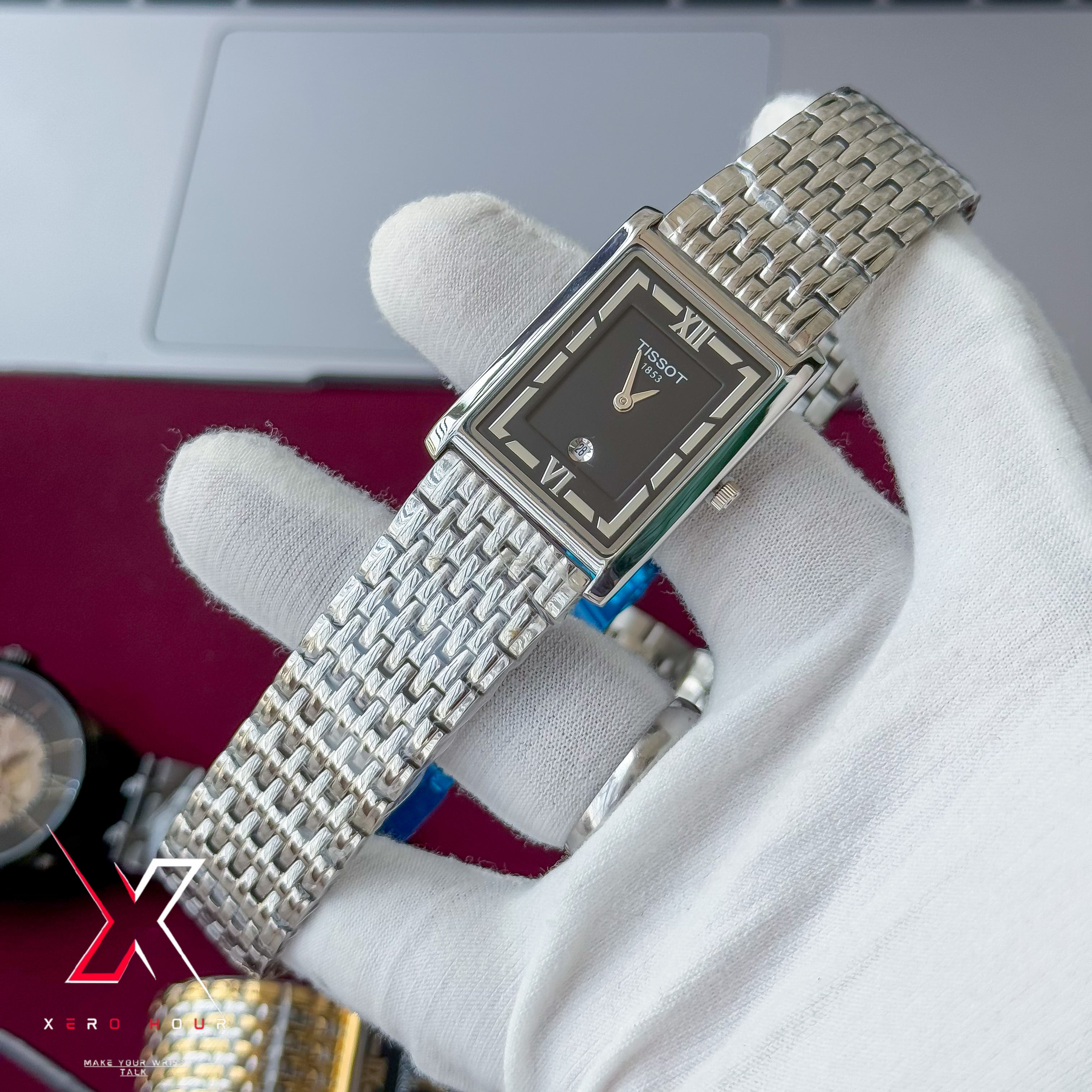 Tissot OLD MONEY STYLE | Super Slim Date Just | Chain SS | Single Tone Black dial_img_5