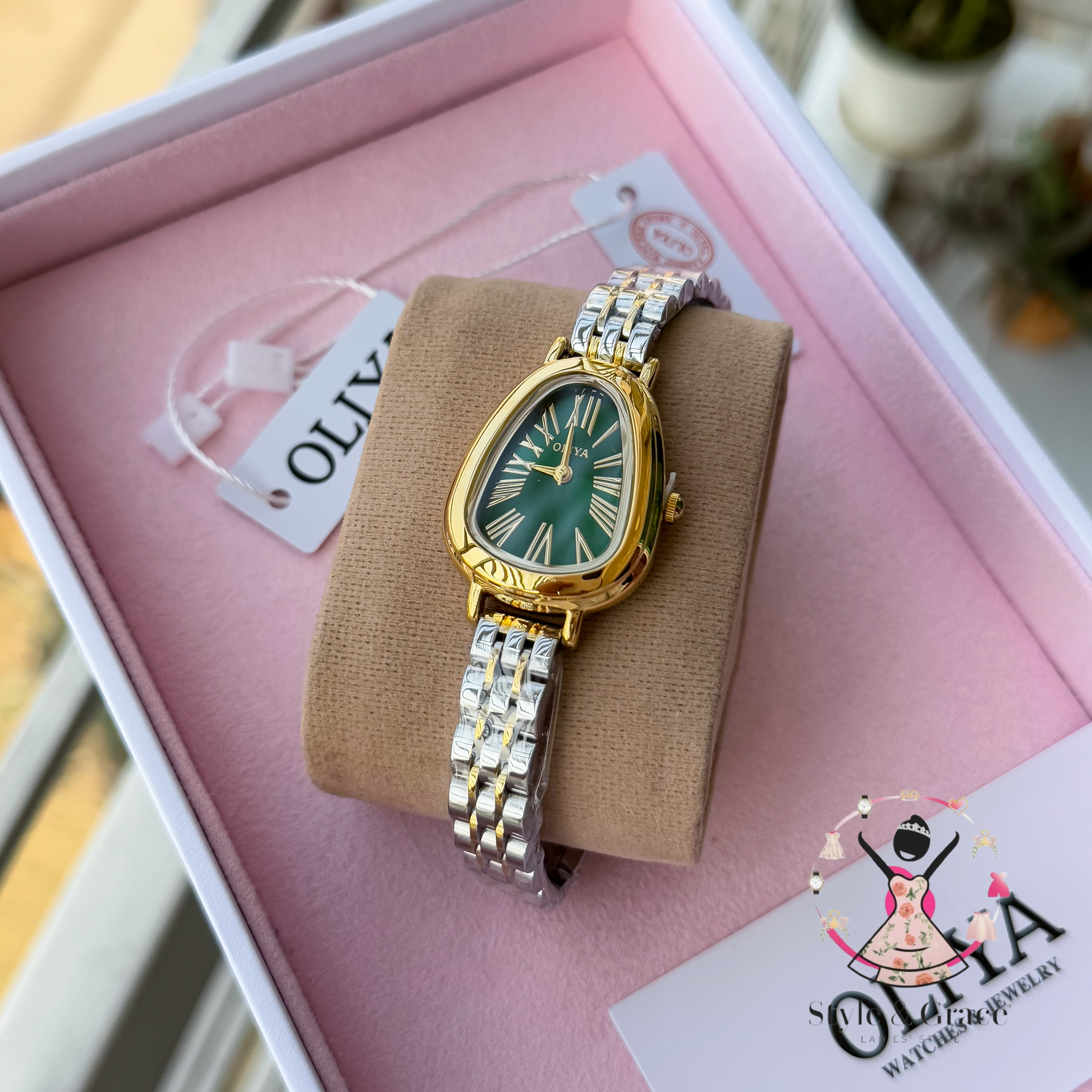 Oliya-Round Triangle | Green dial with gold accent | Dual Tone | Authentic Brand_img_2