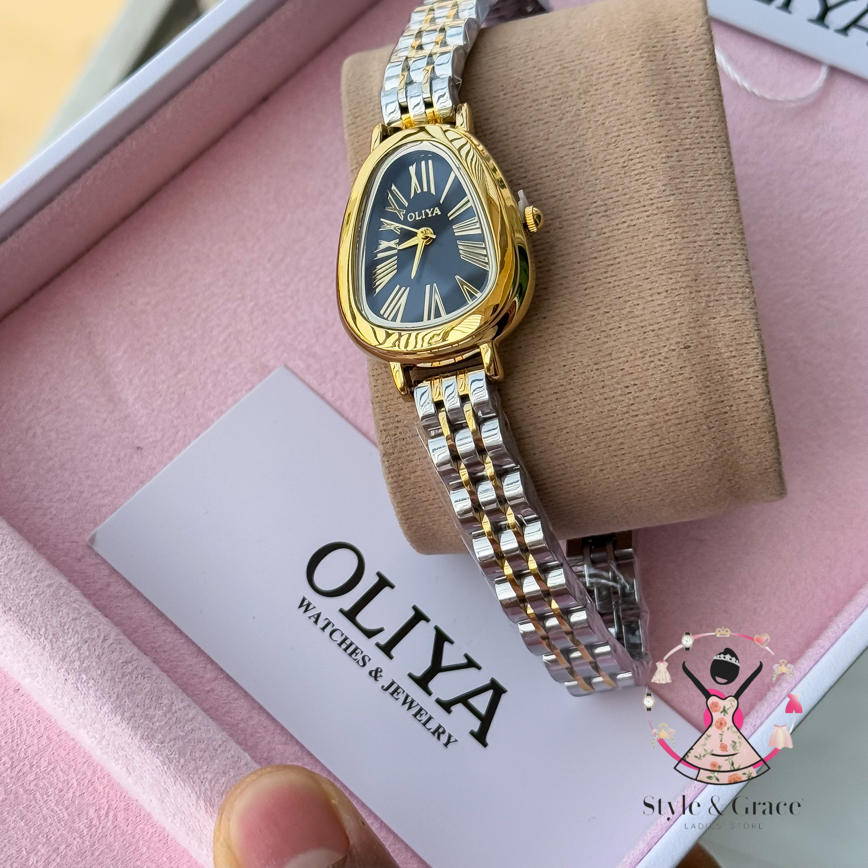 Oliya-Round Triangle | Black dial with gold accent | Dual Tone | Authentic Brand_img_3