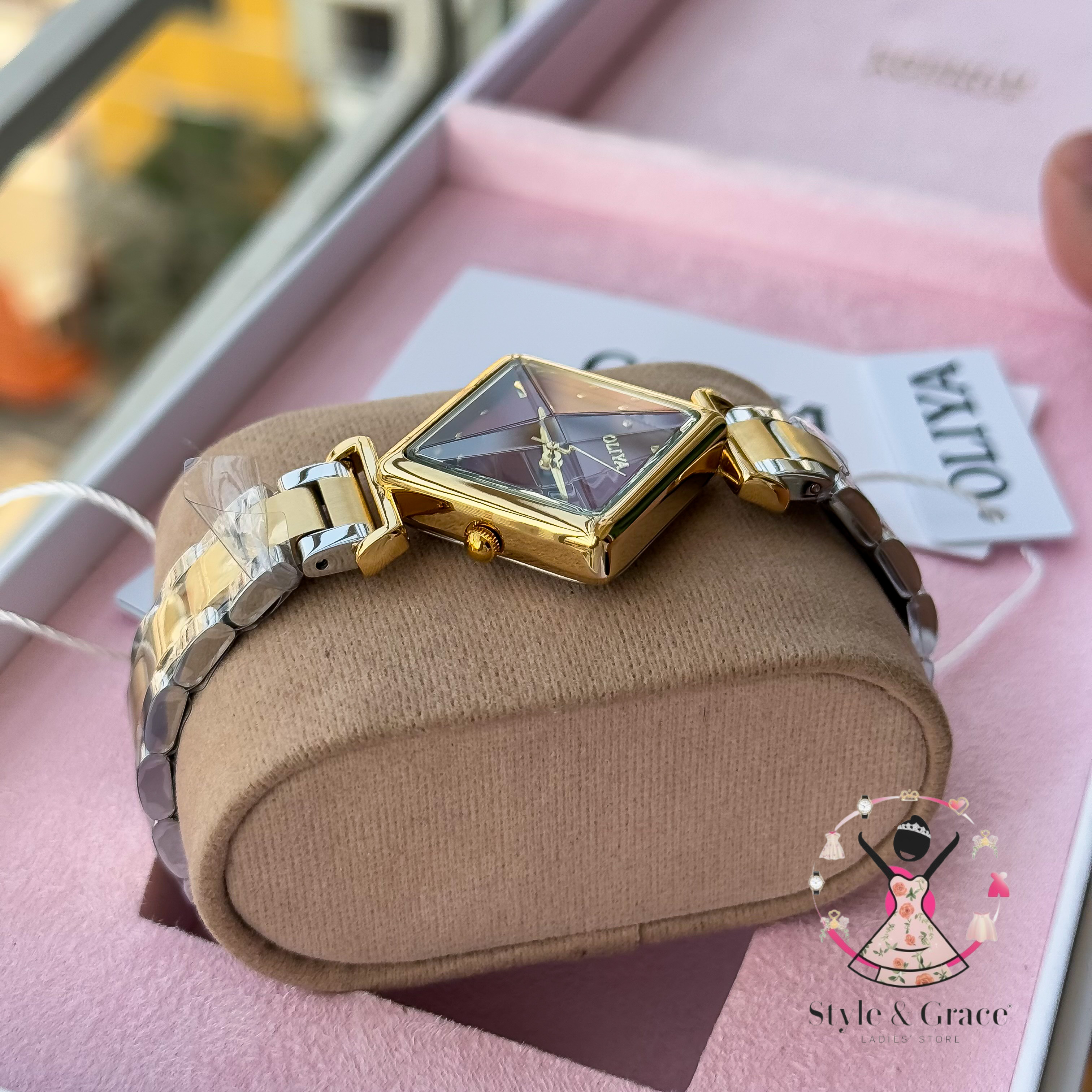 Oliya-Square Triangle | Maroon dial with gold accent | Dual Tone | Authentic Brand_img_6