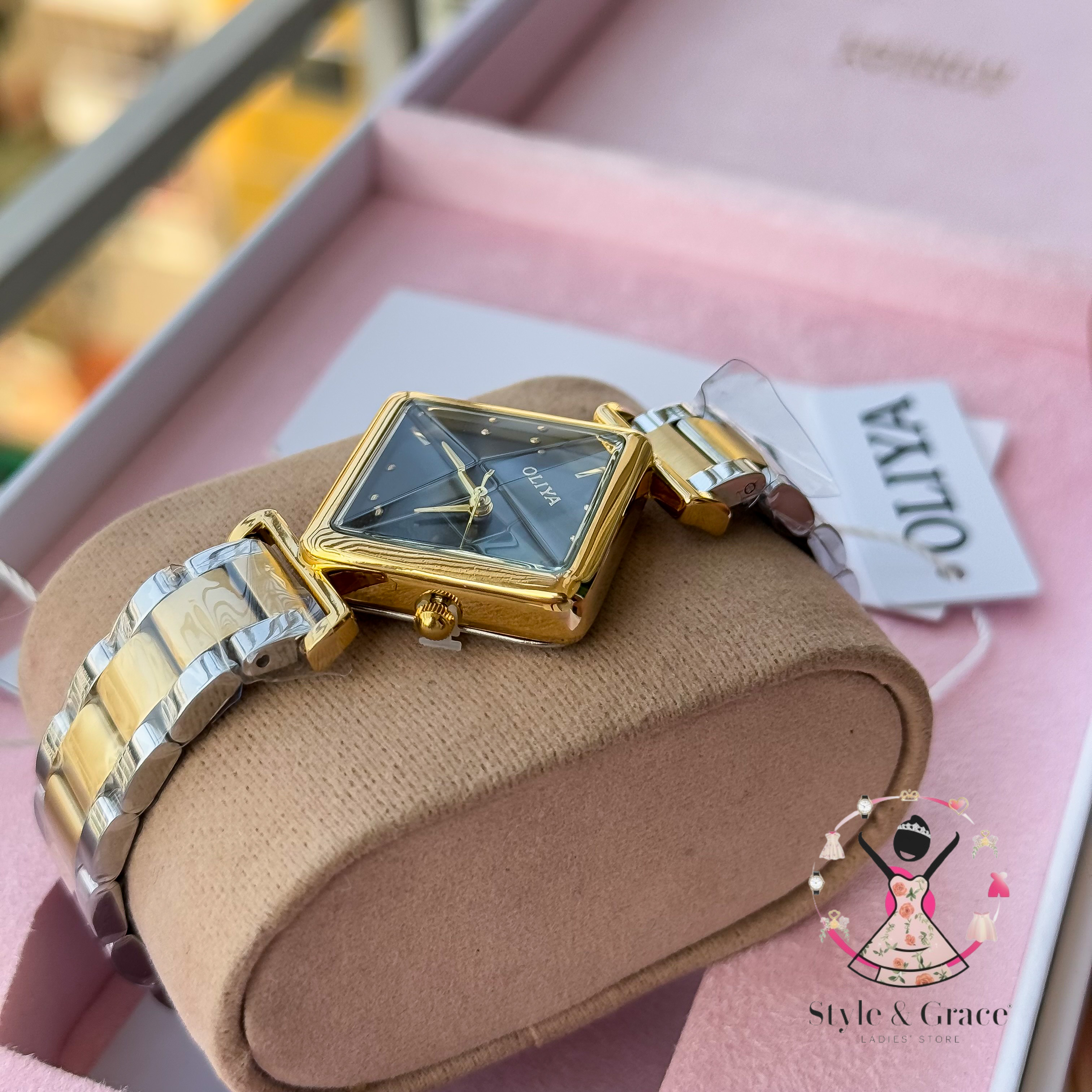 Oliya-Square Triangle | Black dial with gold accent | Dual Tone | Authentic Brand_img_1