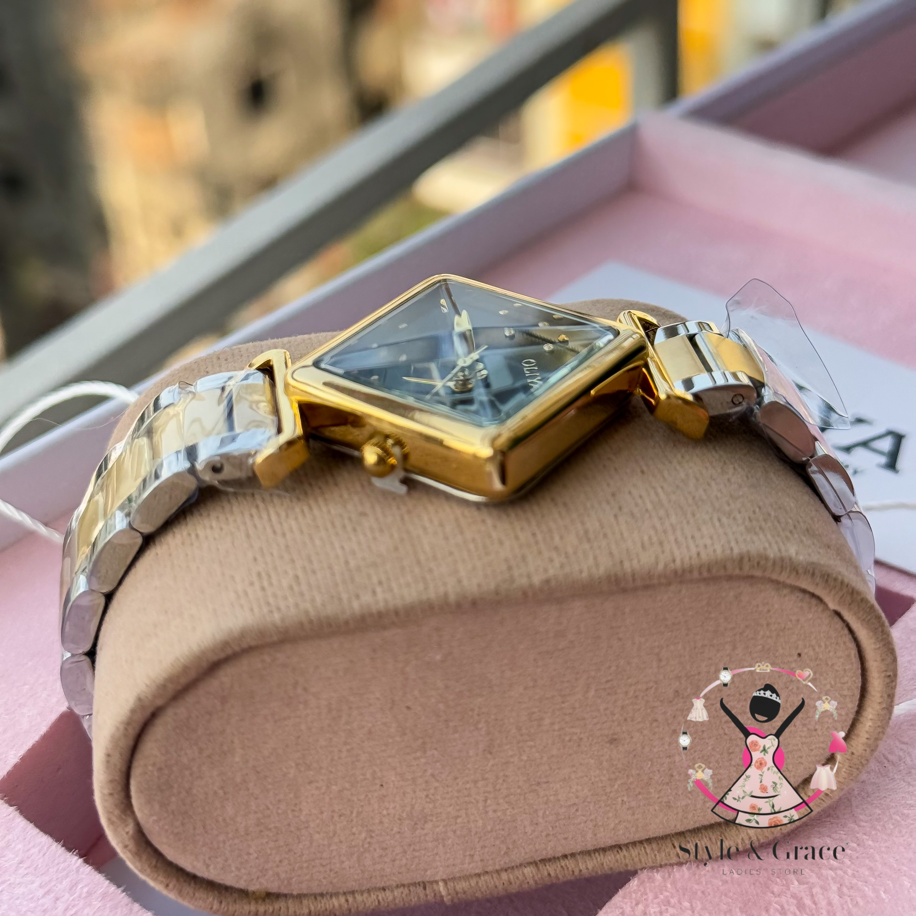 Oliya-Square Triangle | Black dial with gold accent | Dual Tone | Authentic Brand_img_2