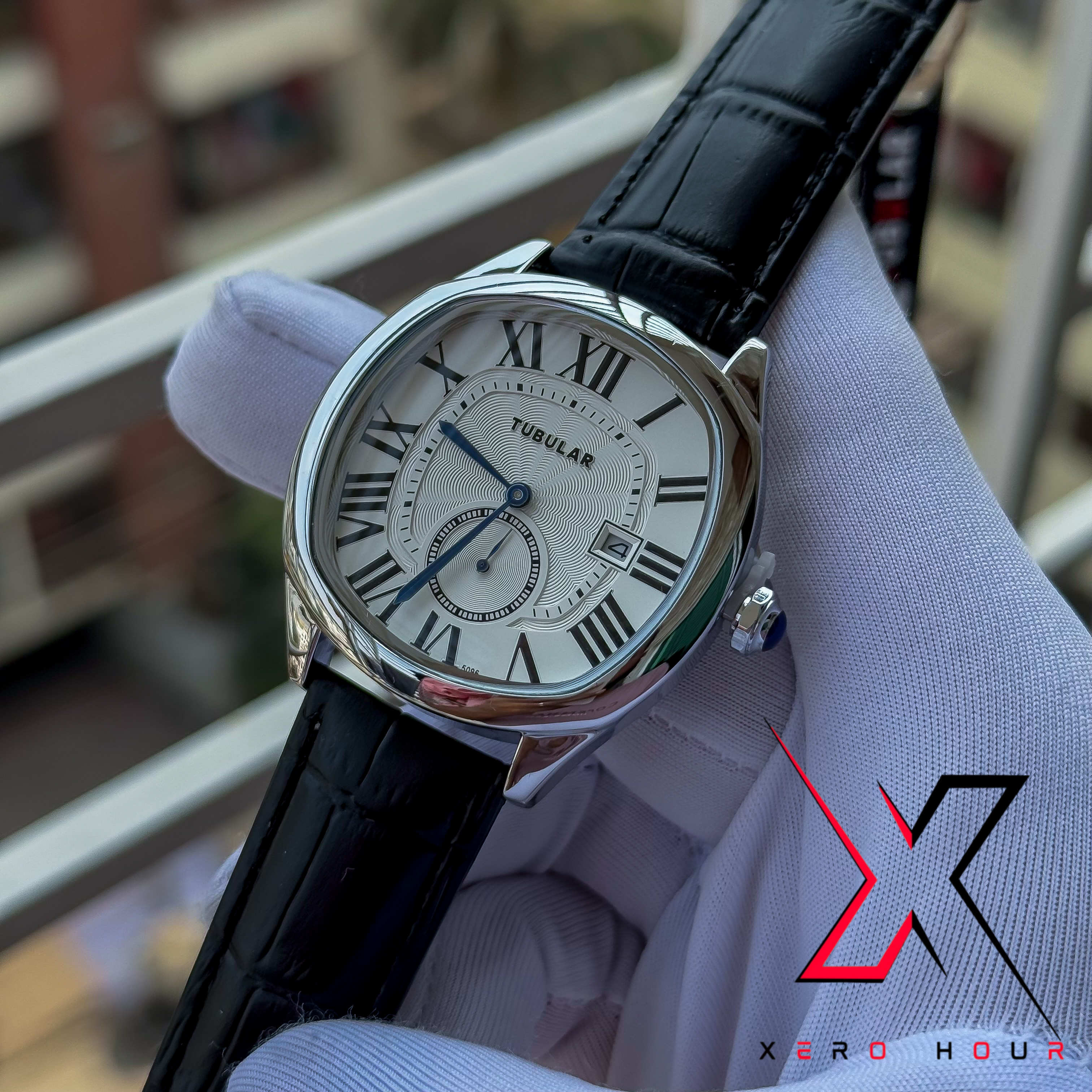 TUBULAR | SQUARE ROUND | DATE AND & SEPARATE SECOND DIAL | WHITE BLACK_img_3