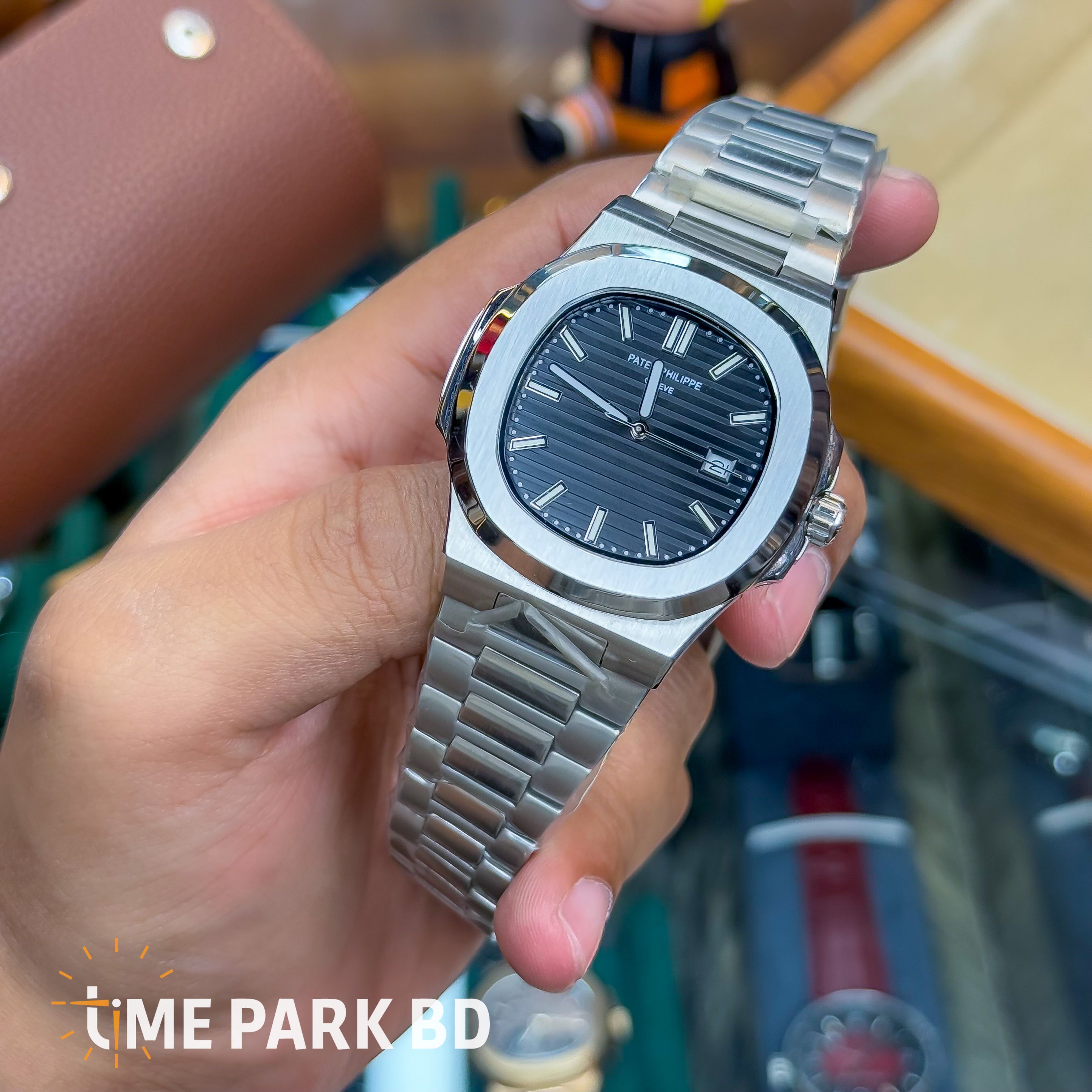 Patek Philippe Nautilious | Black | Automatic movement | AAA
