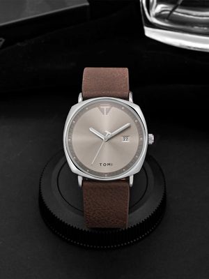 TOMI T-044 Men's Quartz Leather Belt Watch With Date (Brown-Silver)_img_2