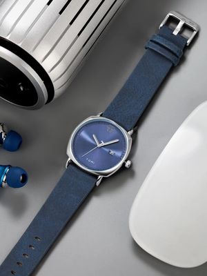TOMI T-044 Men's Quartz Leather Belt Watch With Date (Blue)_img_1