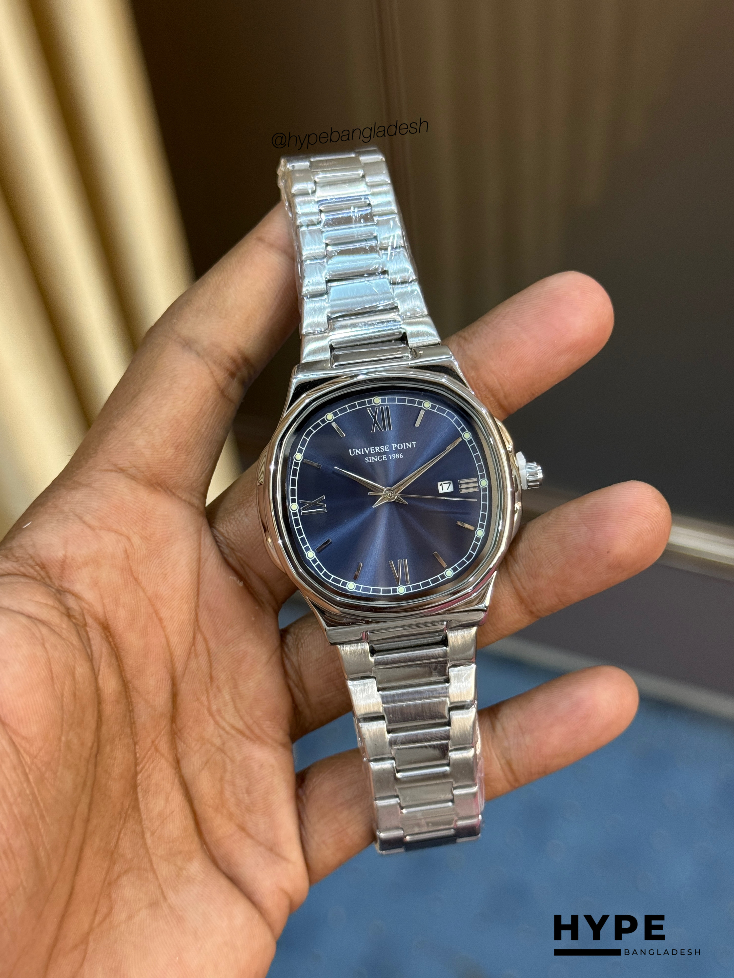 Universe Point Square Shape Quartz Watch With Date For Men (Silver-Blue)_img_0