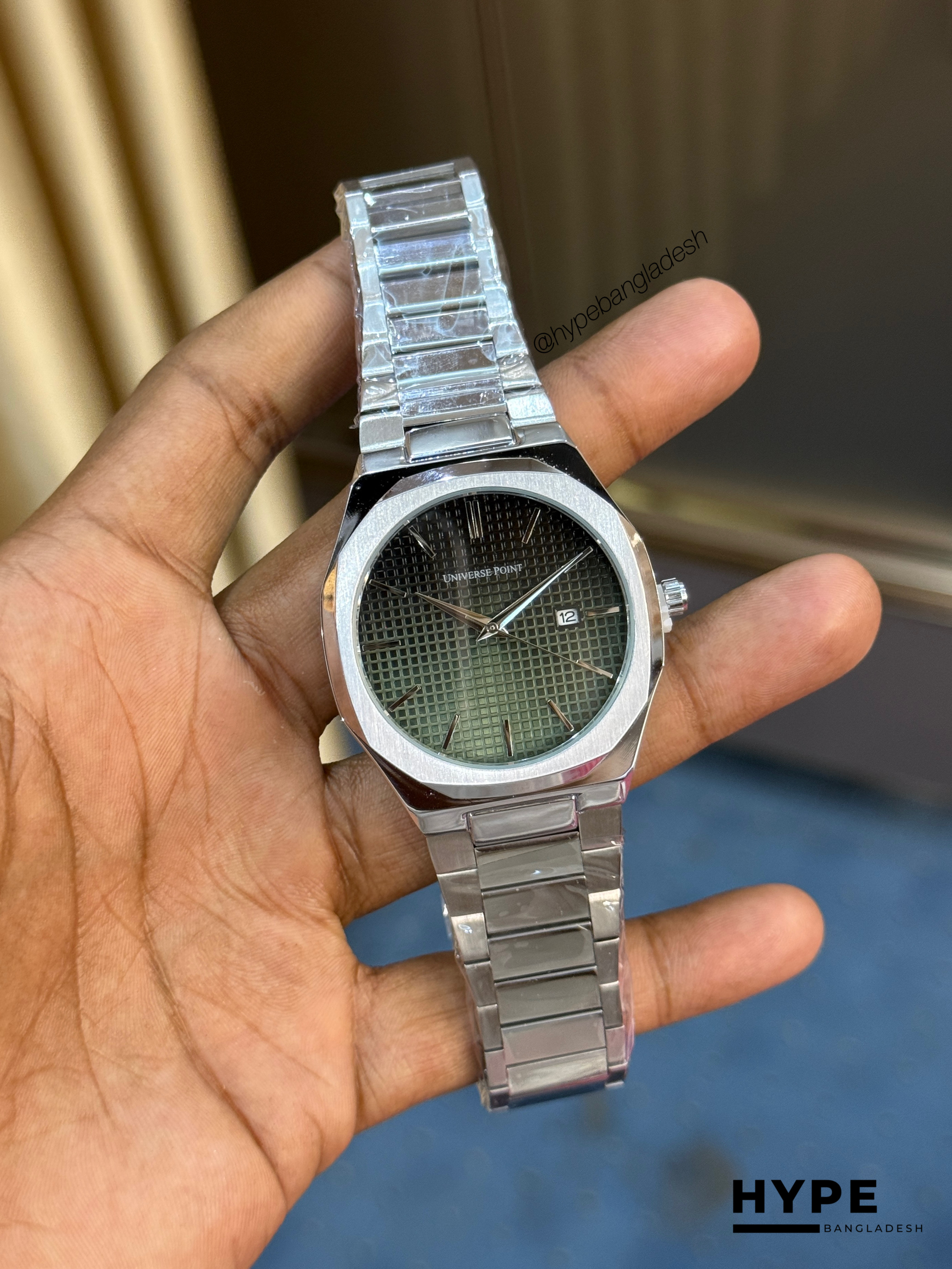 Universe Point Quartz Watch With Date For Men (Silver-Green)_img_0