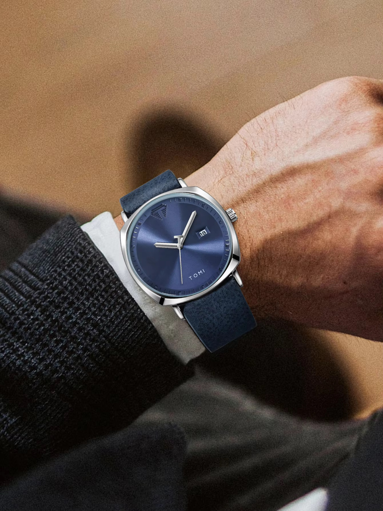 TOMI T-044 Men's Quartz Leather Belt Watch With Date (Blue)_img_2