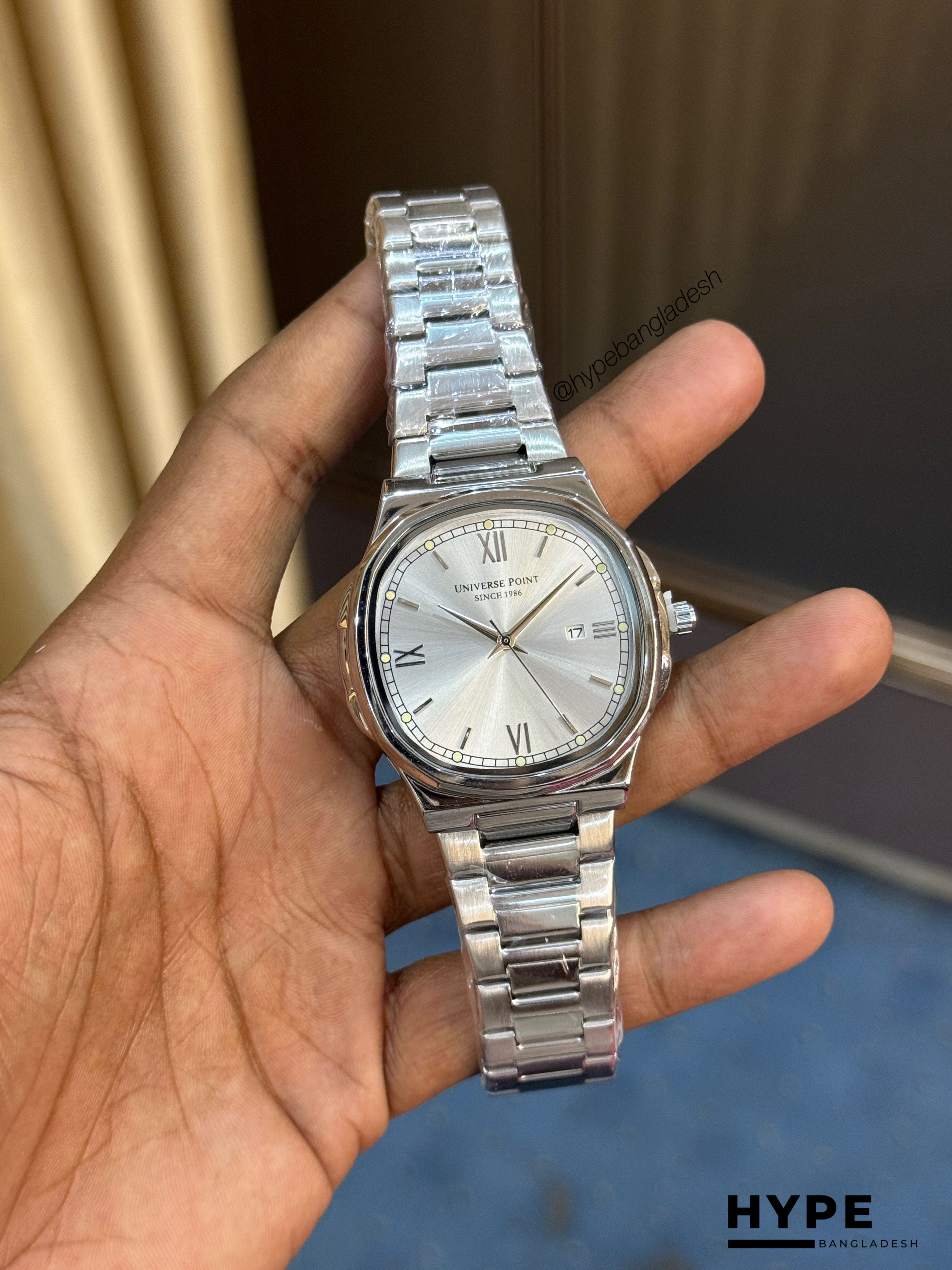 Universe Point Square Shape Quartz Watch With Date For Men (Silver-White)_img_0