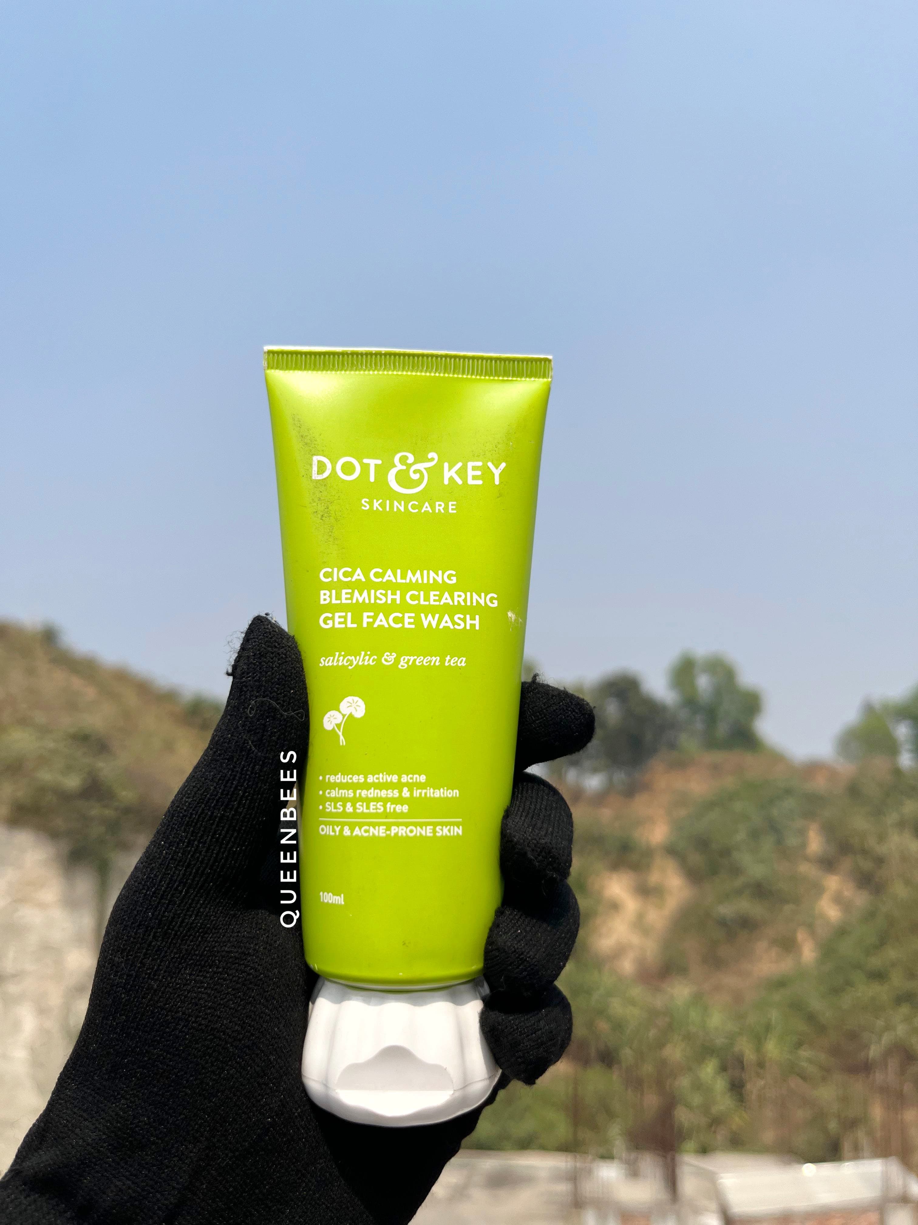 Dot & key Cica Calming Blemish Clearing Gel Facewash with salicylic acid & green tea 100ml