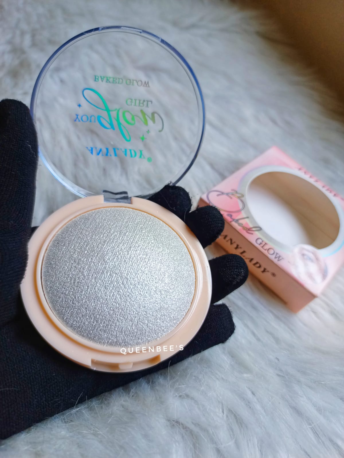 Any Lady Baked Glow Highlighter
