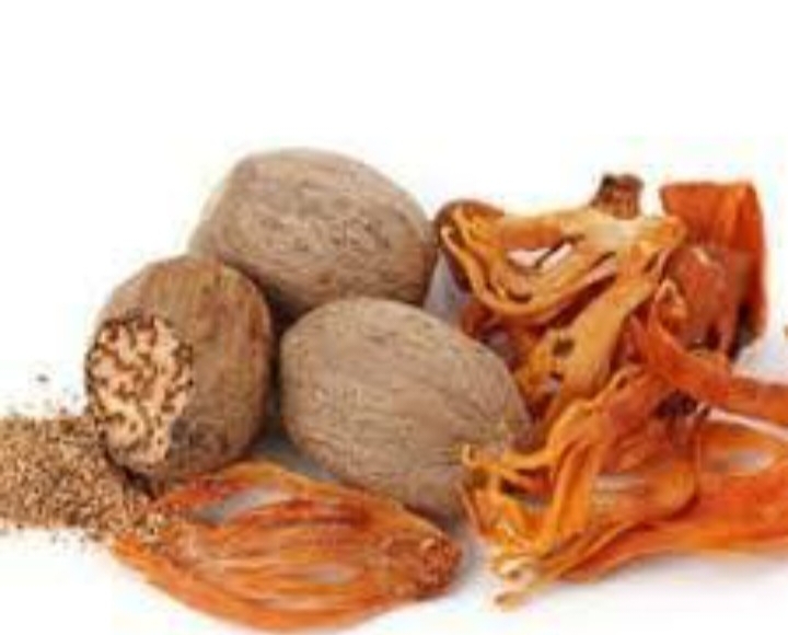 জয়ত্রী ফল