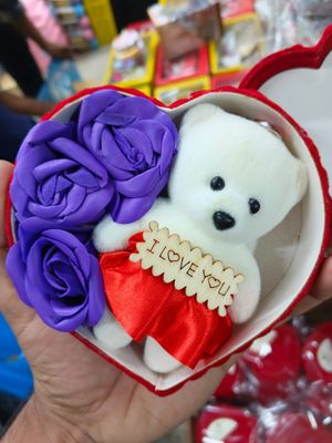 Heart Shaped Gift Box_img_0