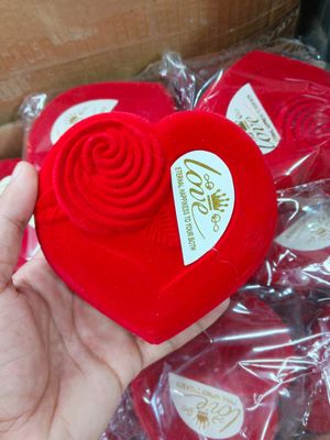 Heart Shaped Gift Box_img_1