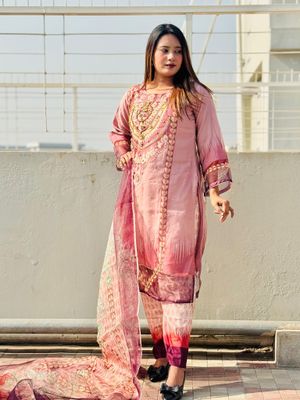 New Eid Collection Luxury Embroidery Work Digital Print Farsi Cut Organza 3 Piece Women Dress - Blush Rose Pink Elegance_img_0