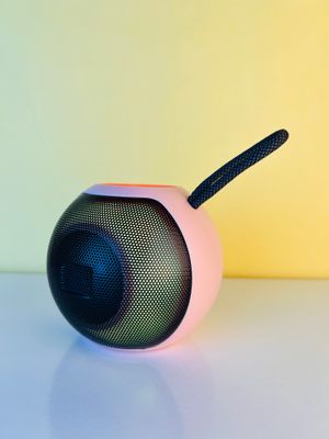 Wireless Portable RGB Speaker_img_2