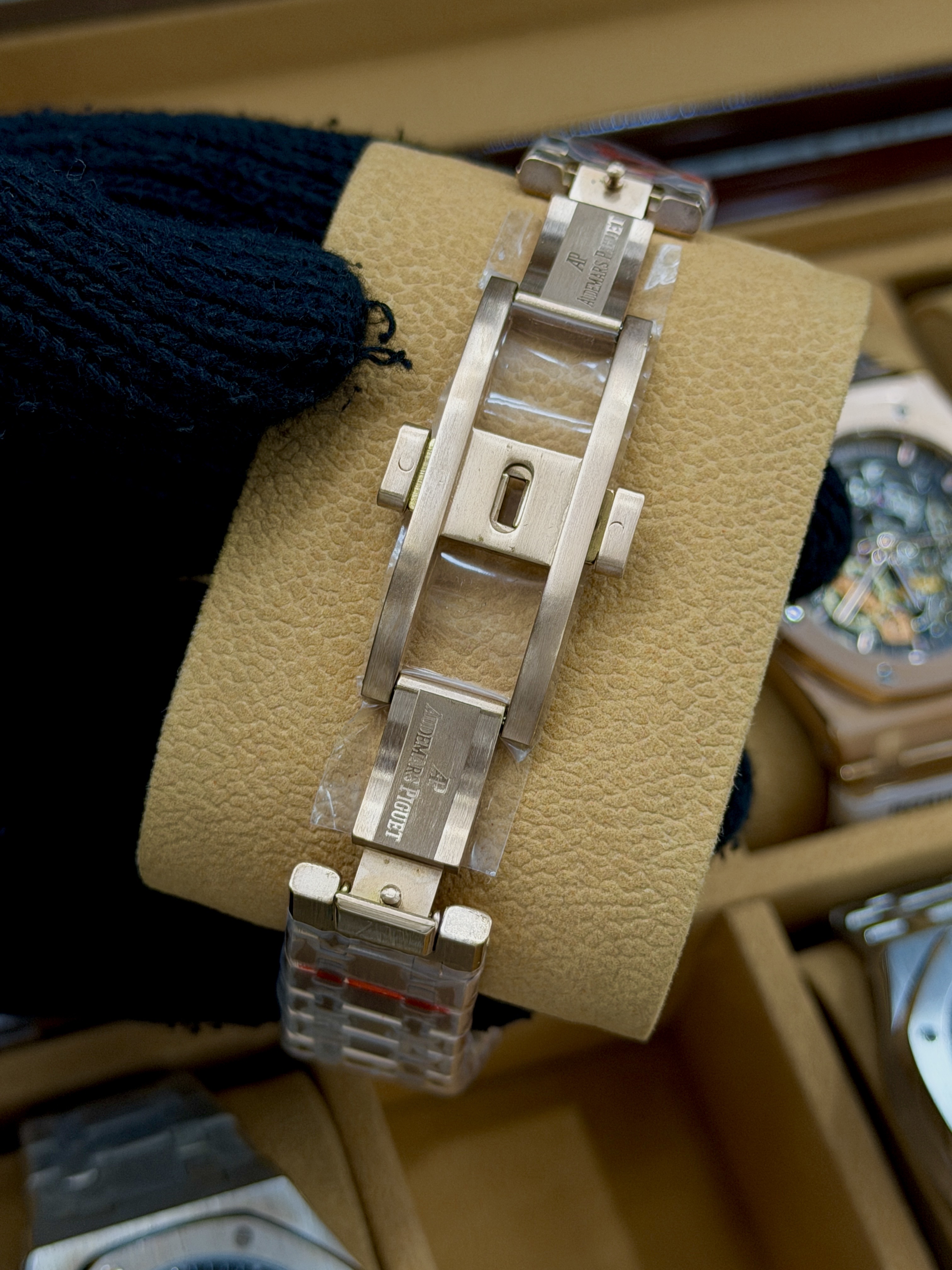 Audemars Piguet Royal Oak Tourbillon Rose gold colour (Master grade)_img_6