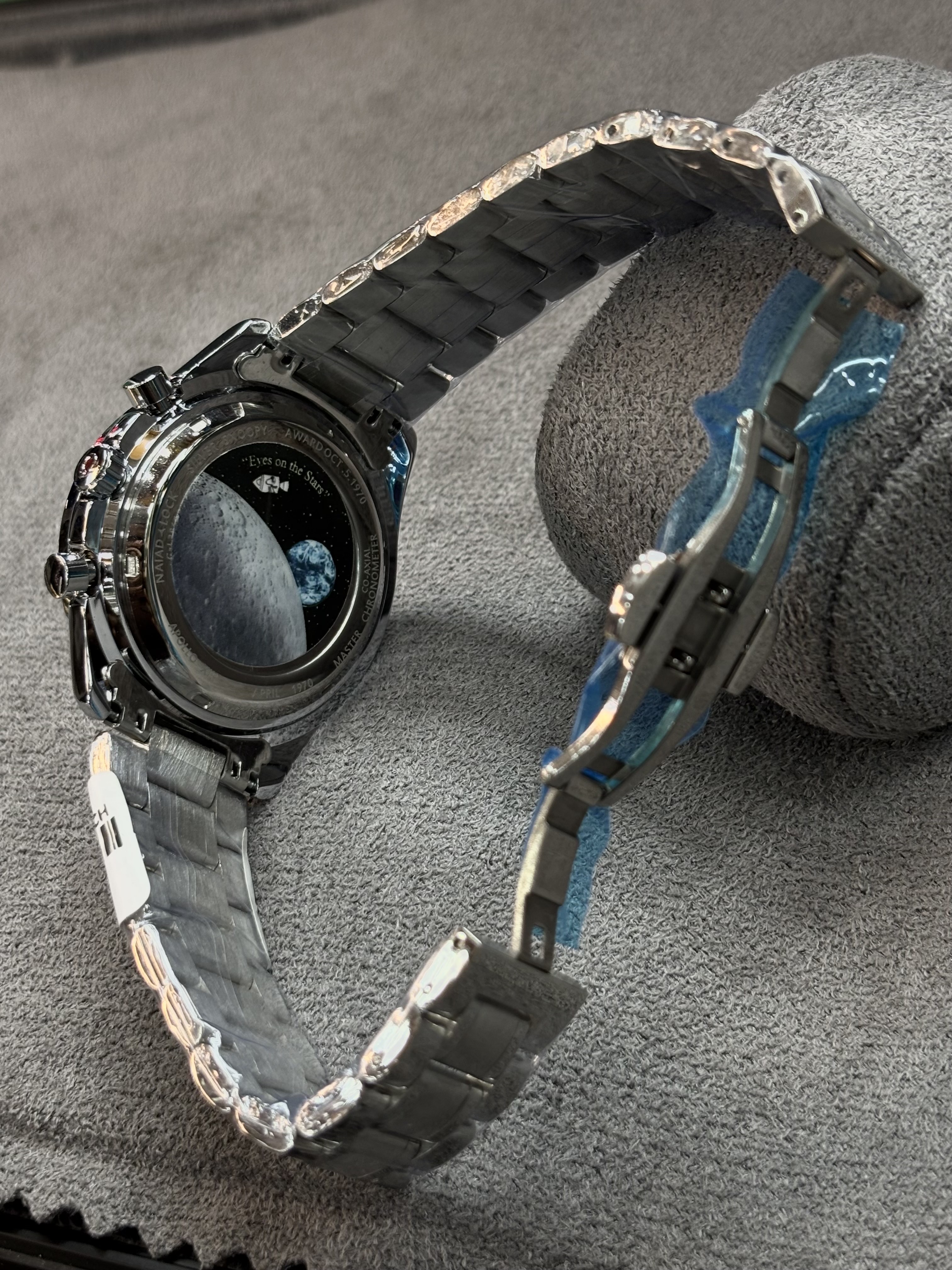 Omega Speedmaster Professional "Silver Snoopy Award" 50th Anniversary watch._img_2