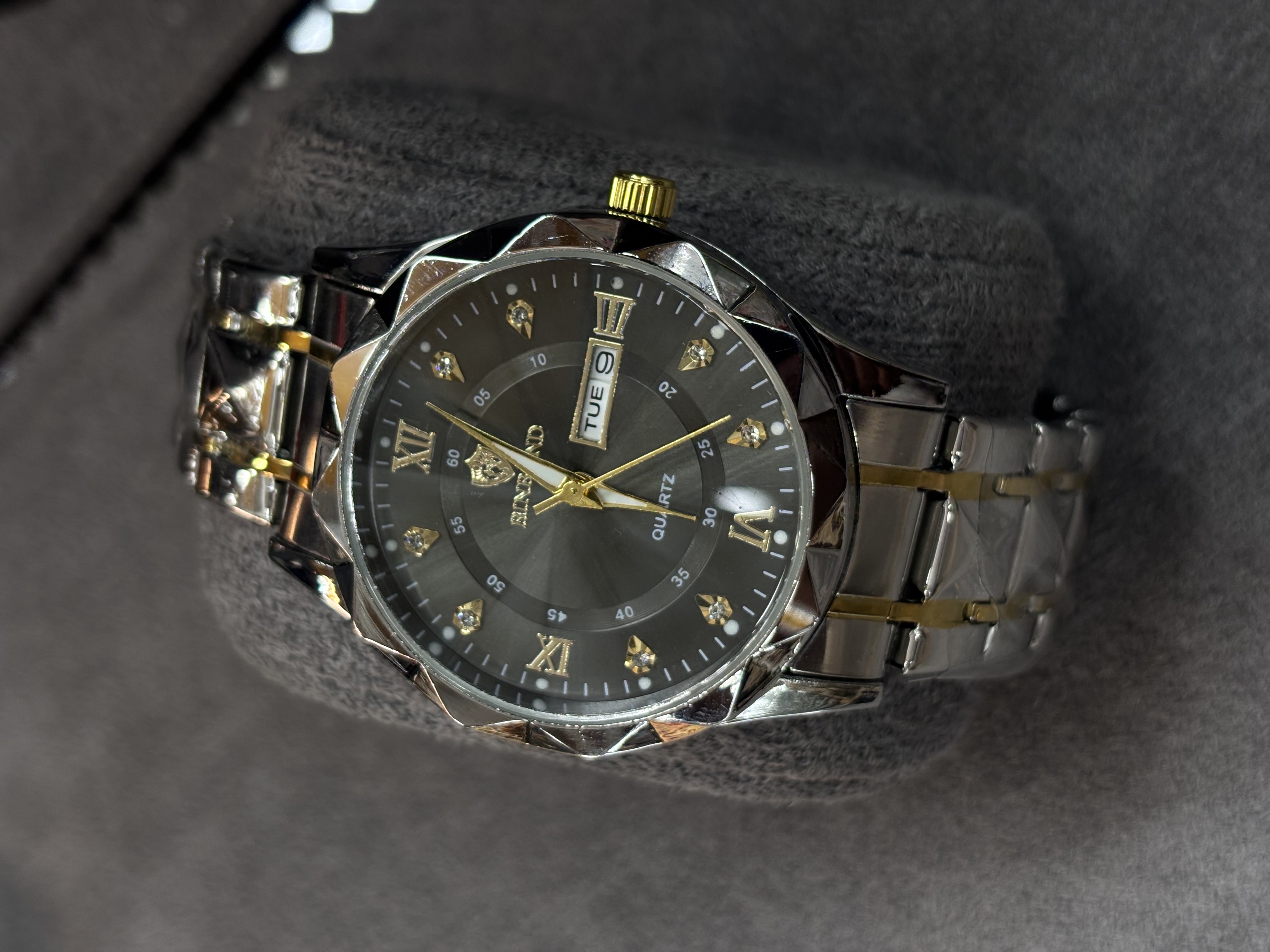 Bindbond daimond glass watch_img_3