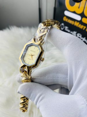 Gucci Uper || Uper dial golden_img_0