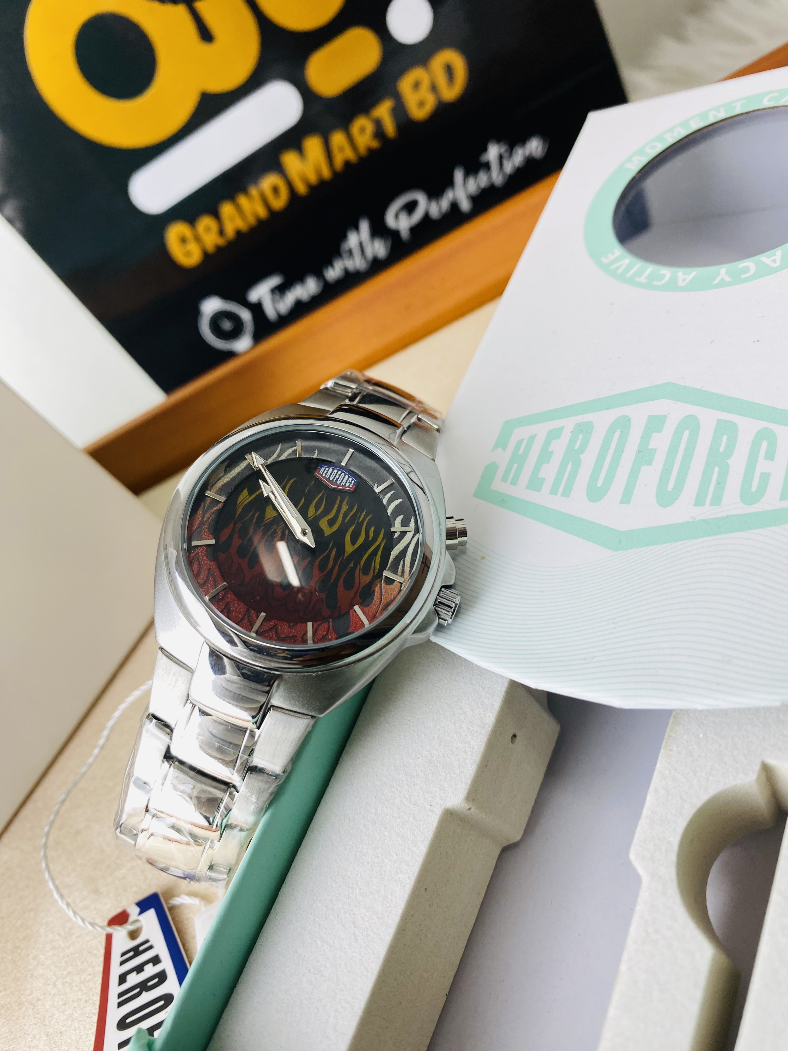 Hero HeroForce 2020 – Unisex Elegant Quartz Analog Watch_img_1