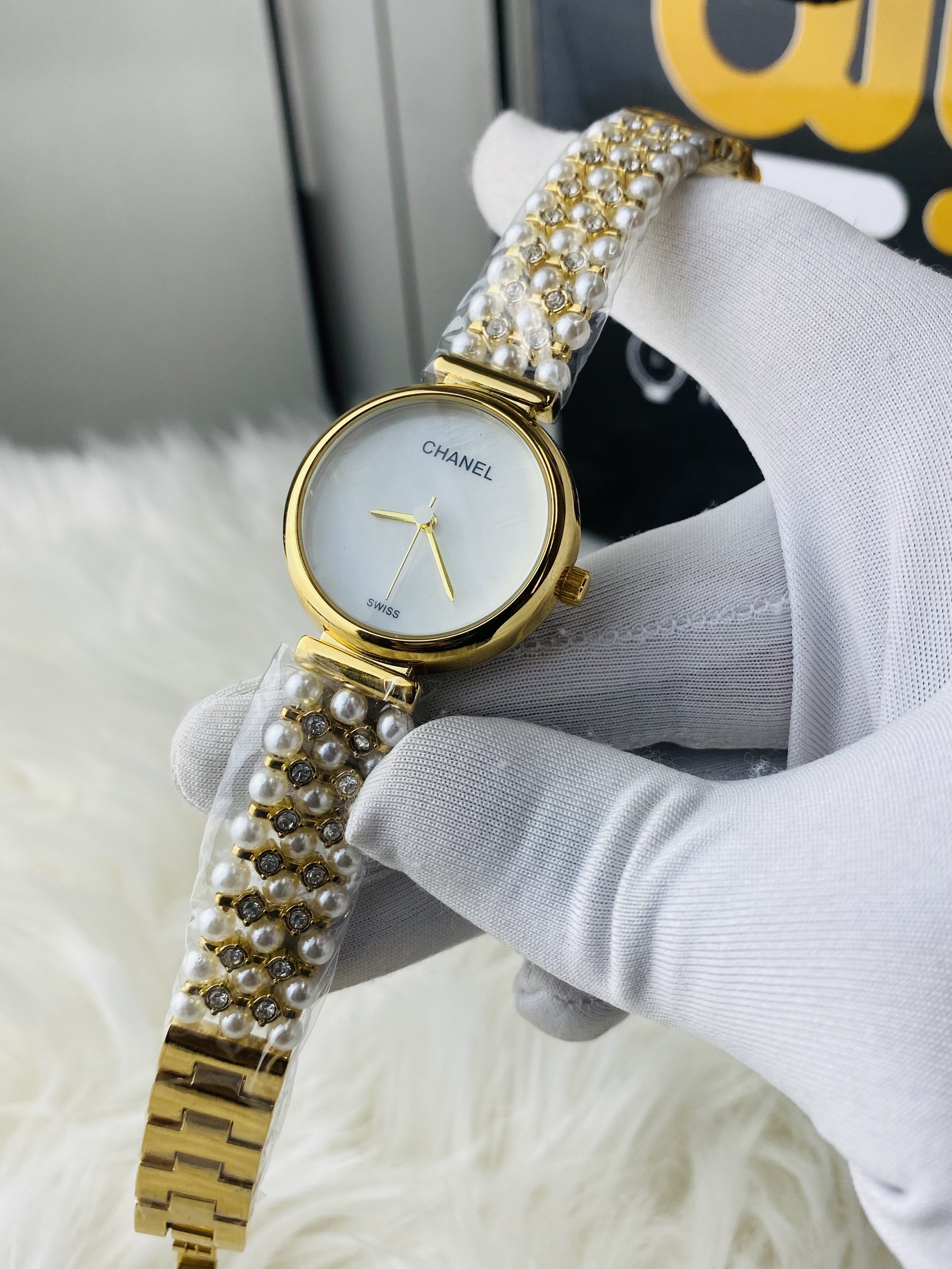 Chanel girls ||White dial