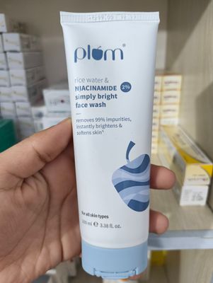 Plum Rice Water & Niacinamide 2% Simply Bright Facewash - 100ml_img_1